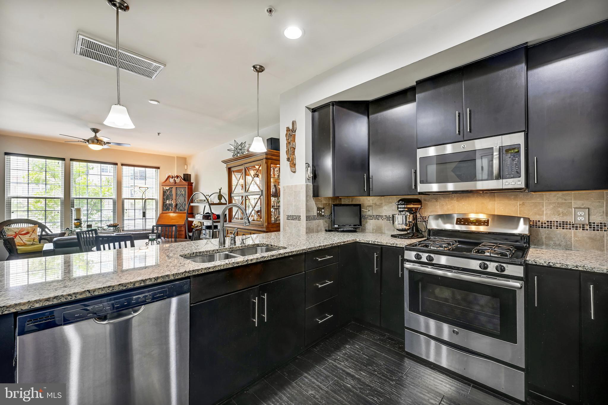 GREENBELT STATION - Residential