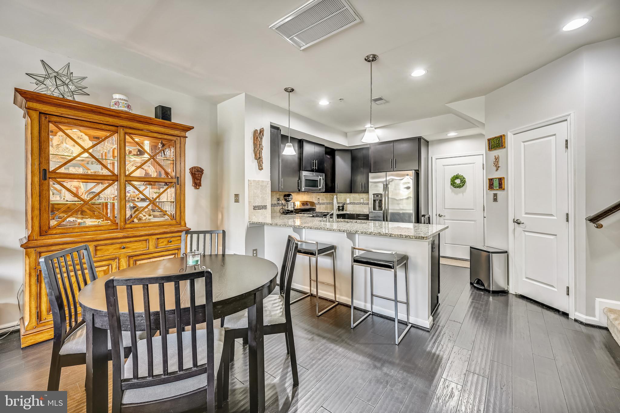 GREENBELT STATION - Residential