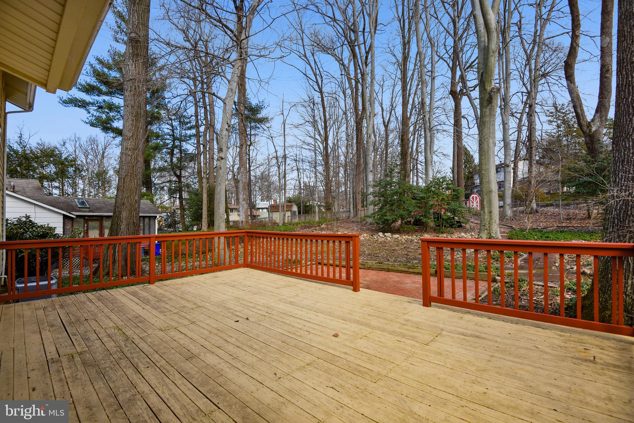 BEL PRE WOODS - Residential