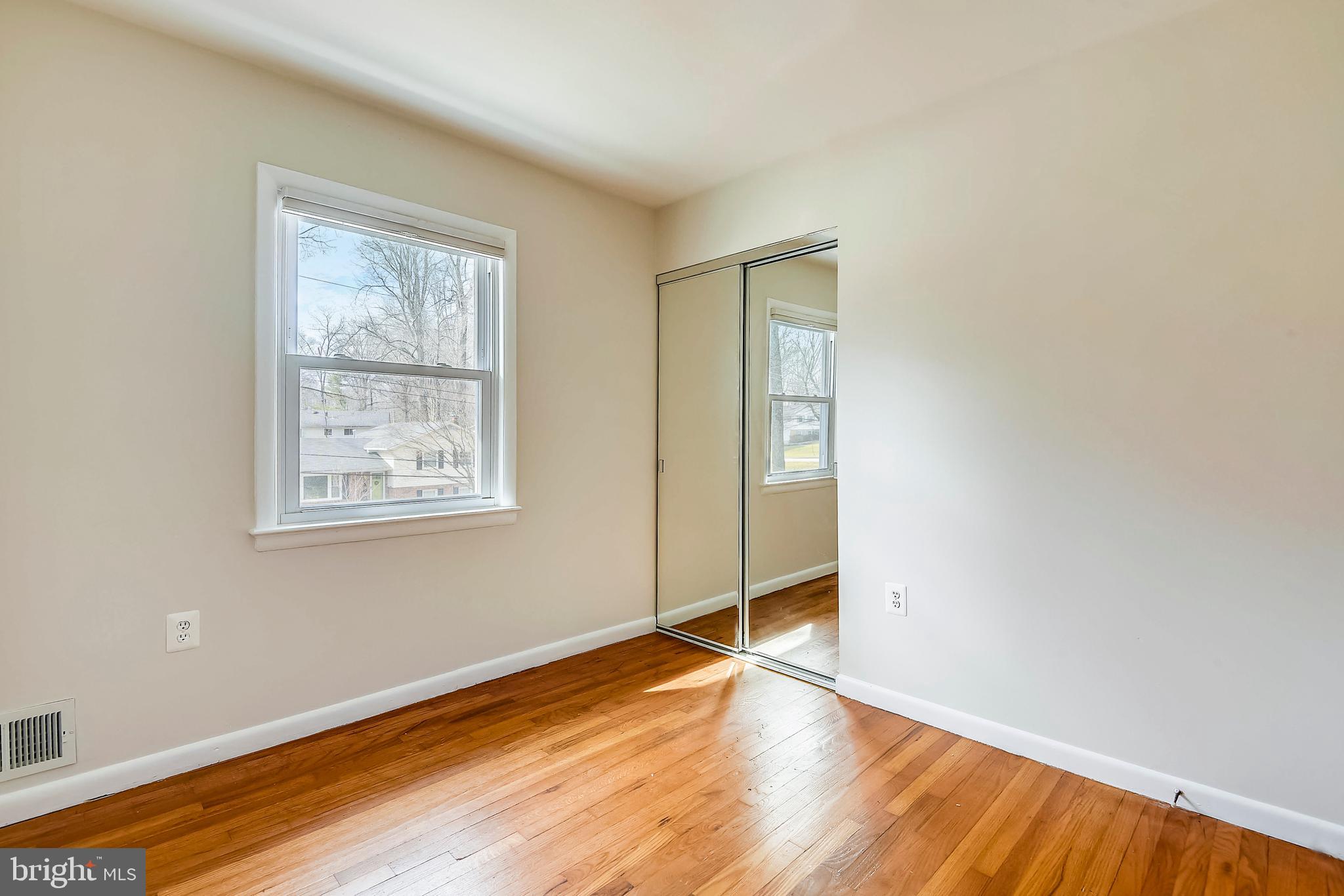 BEL PRE WOODS - Residential