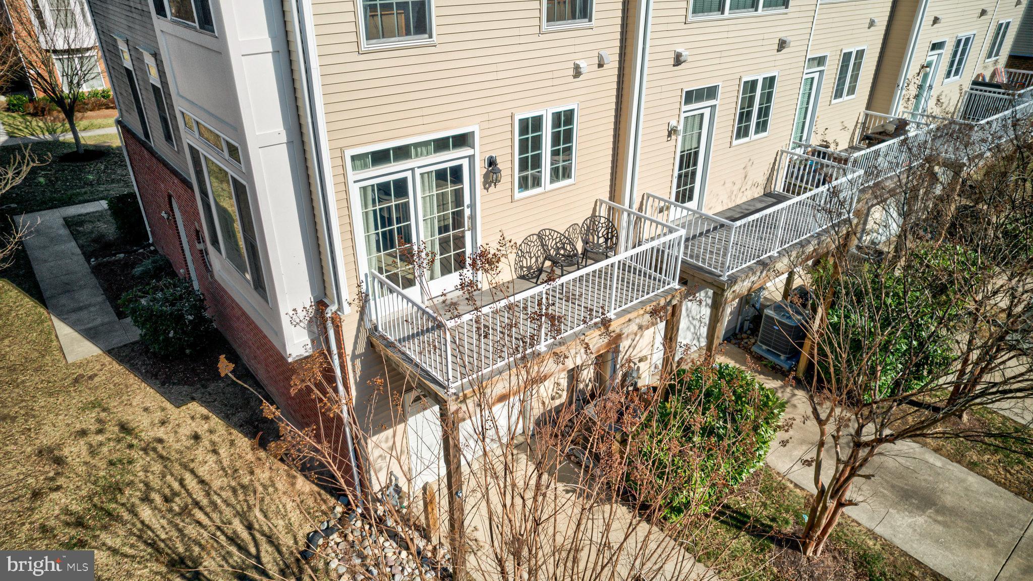 SOUTH RIDING - Residential