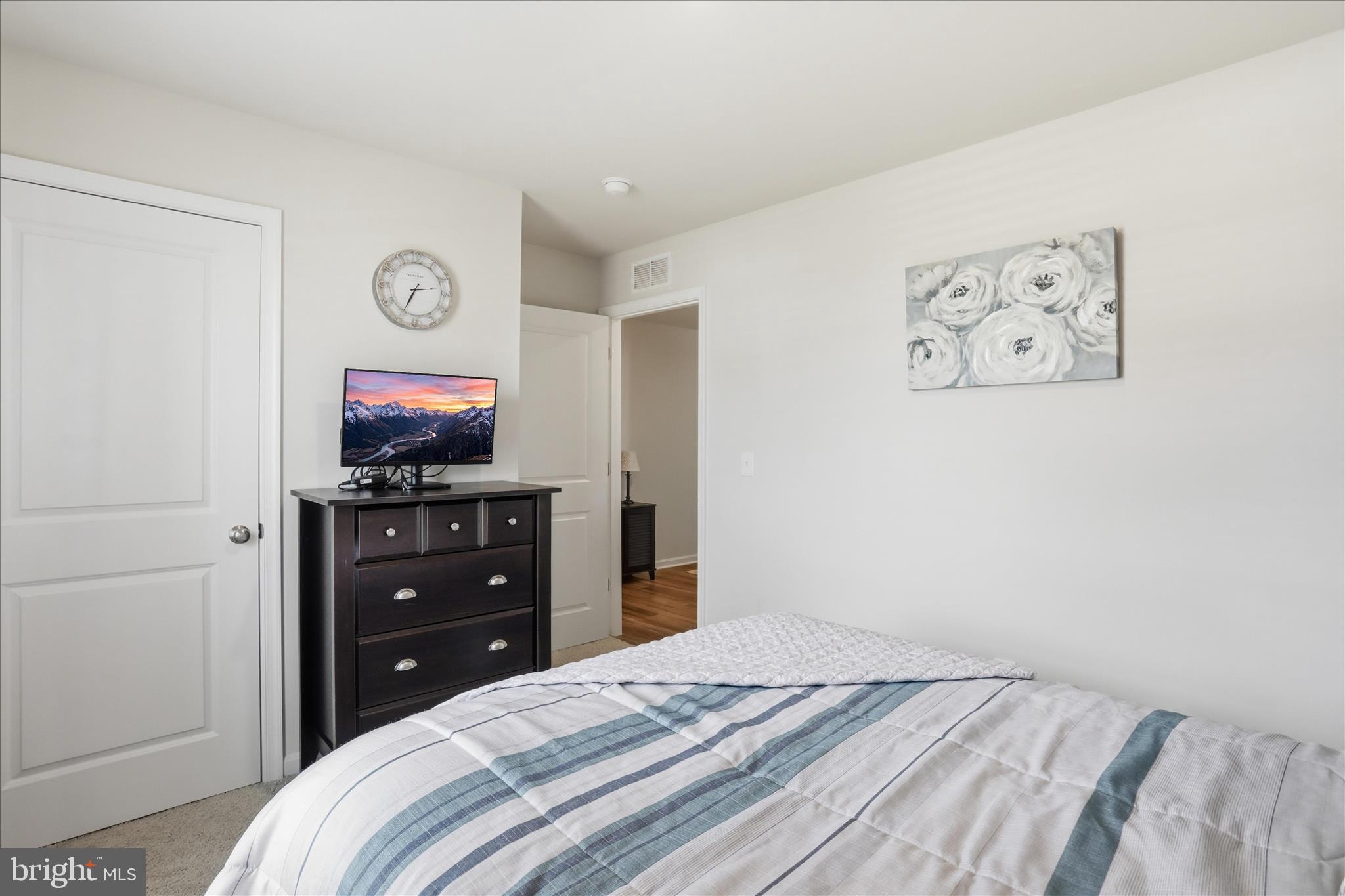 SHENANDOAH CROSSING - Residential