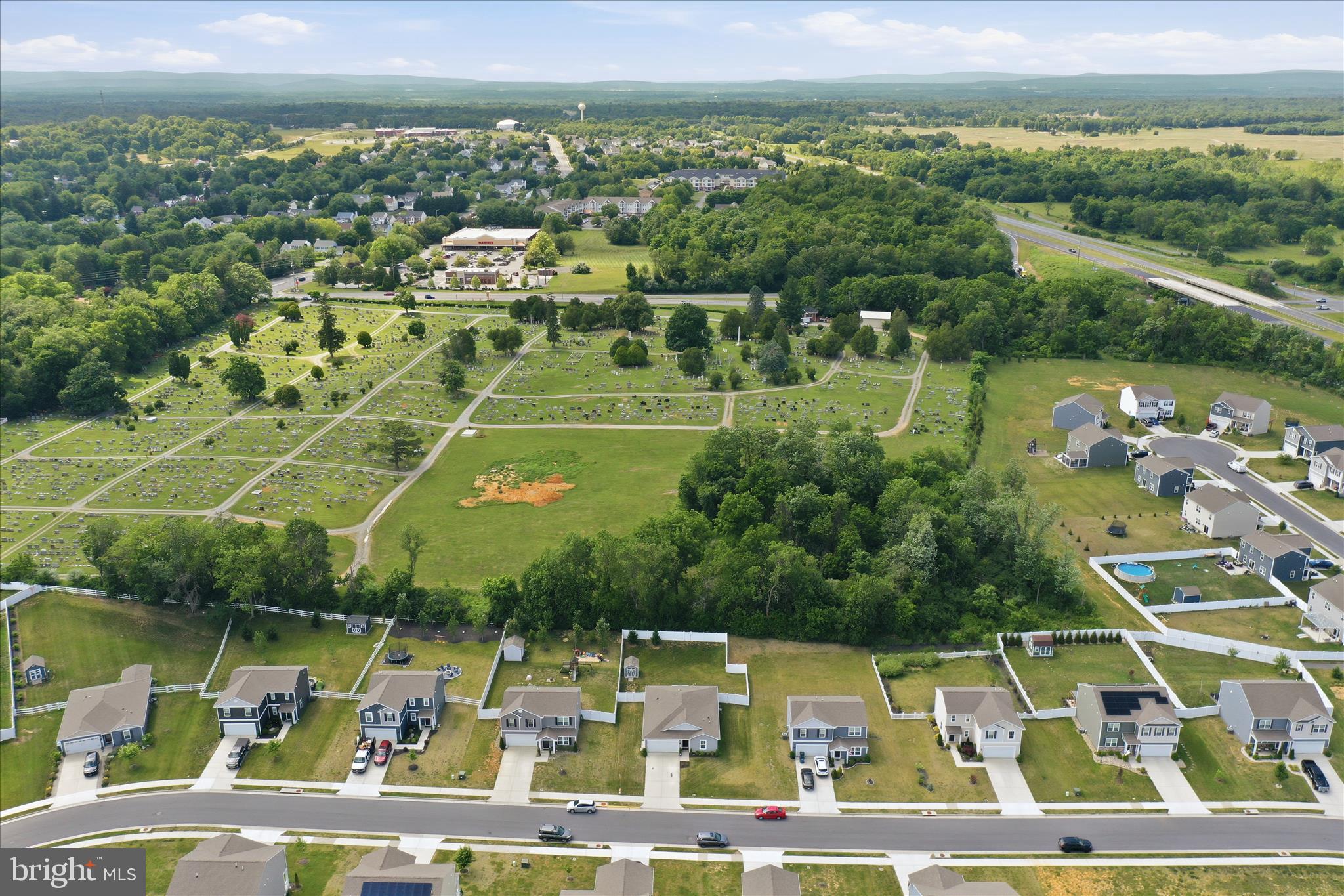 SHENANDOAH CROSSING - Residential