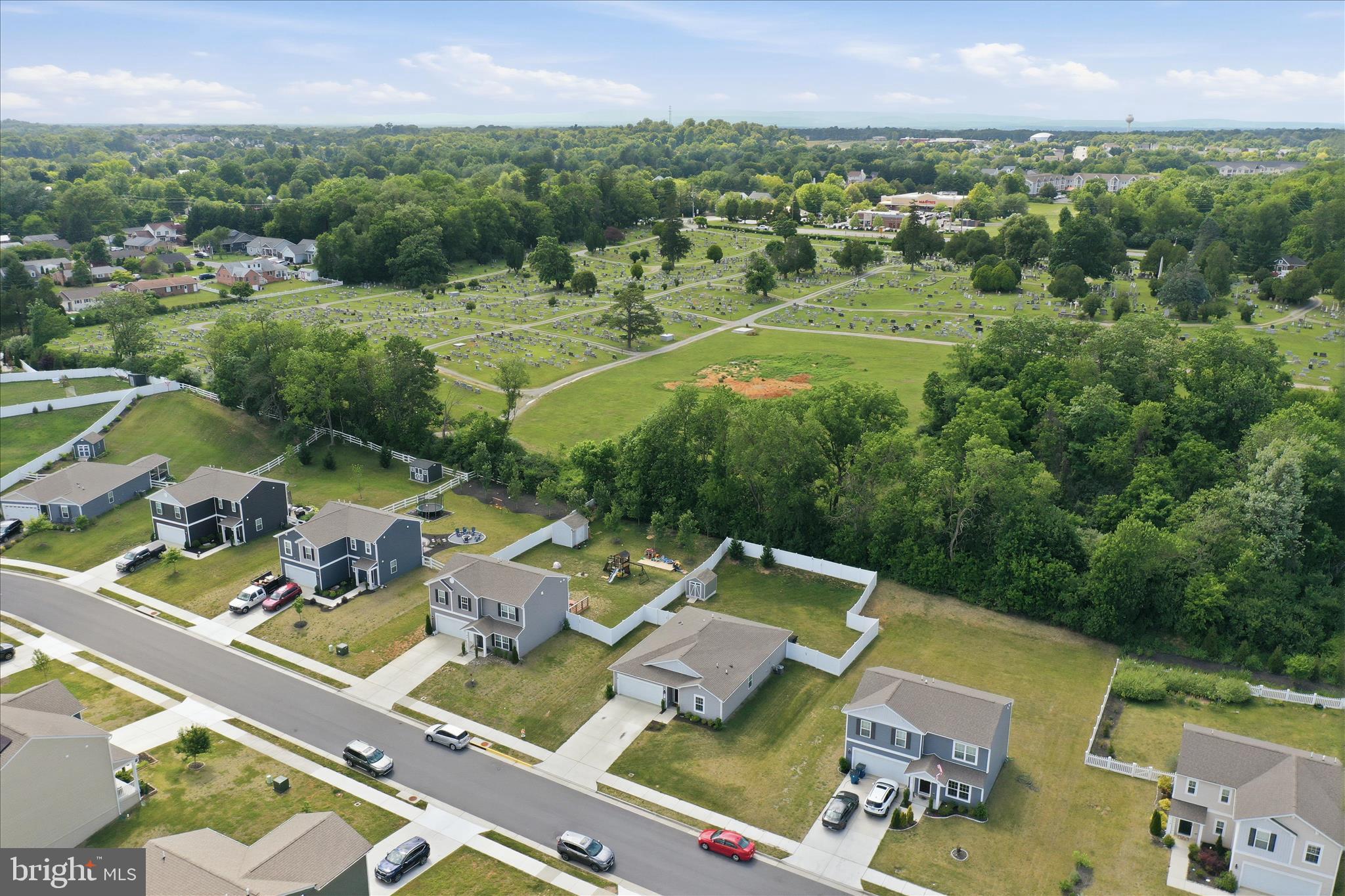 SHENANDOAH CROSSING - Residential