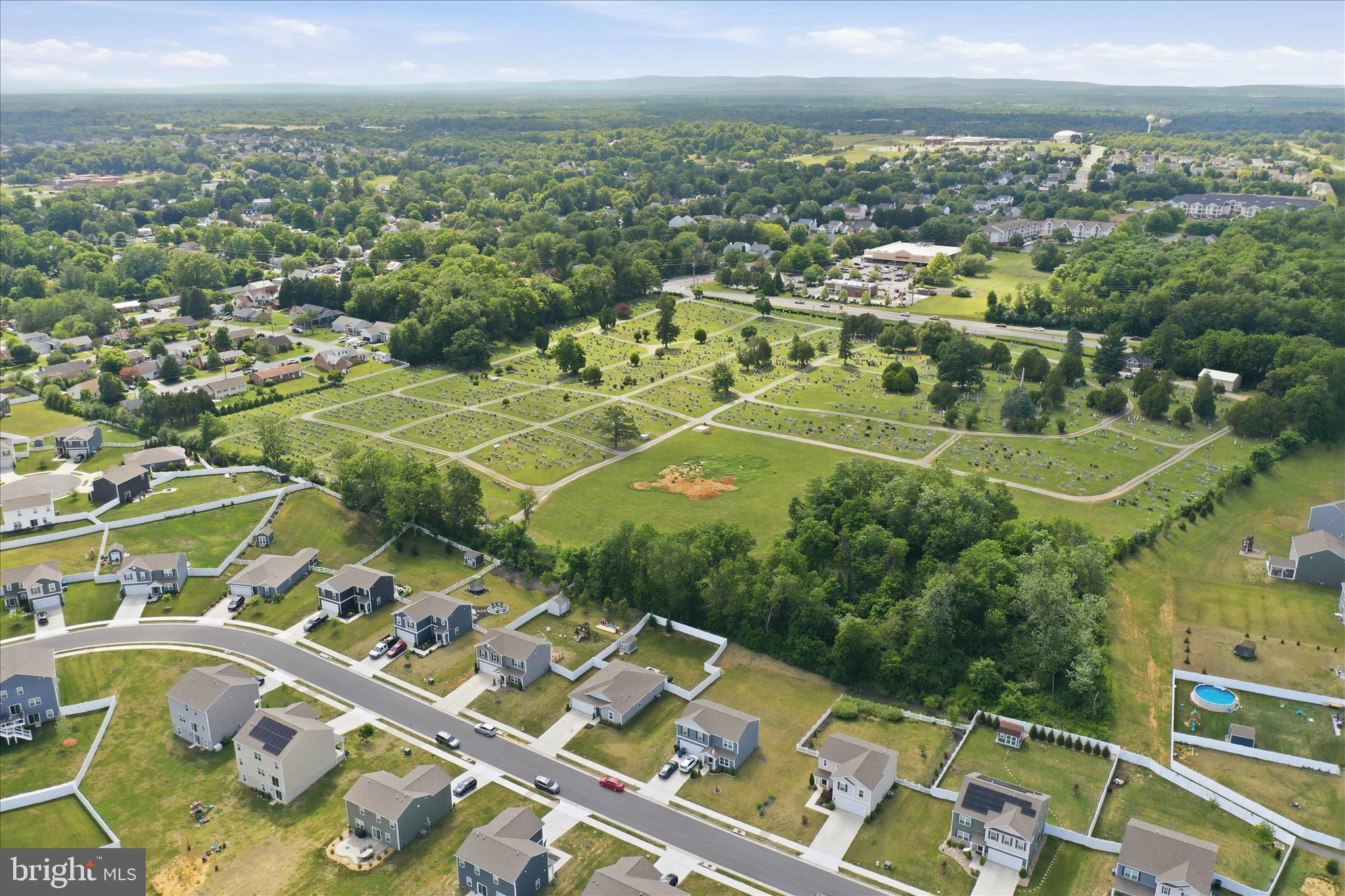 SHENANDOAH CROSSING - Residential