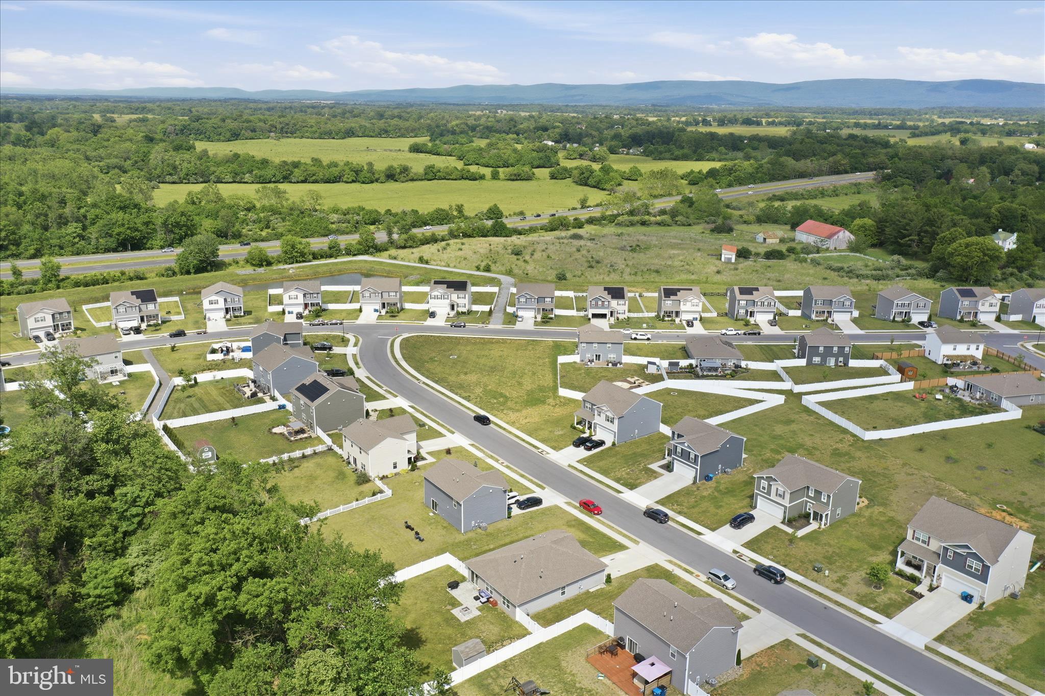 SHENANDOAH CROSSING - Residential