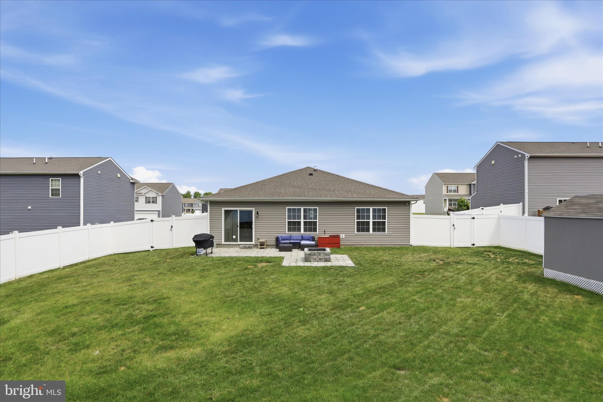 SHENANDOAH CROSSING - Residential