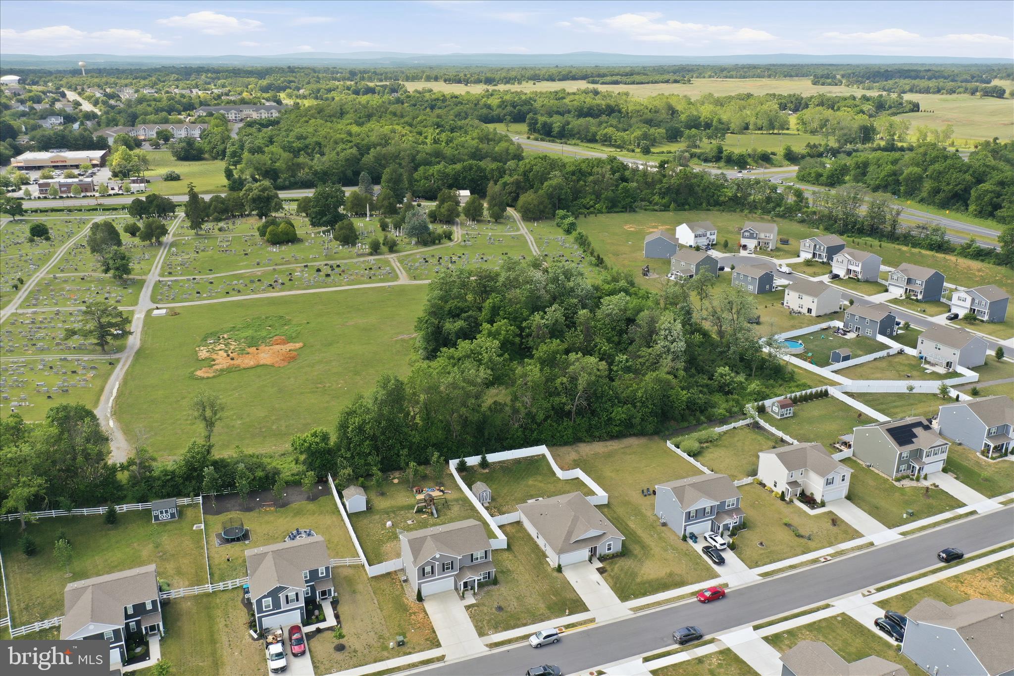 SHENANDOAH CROSSING - Residential