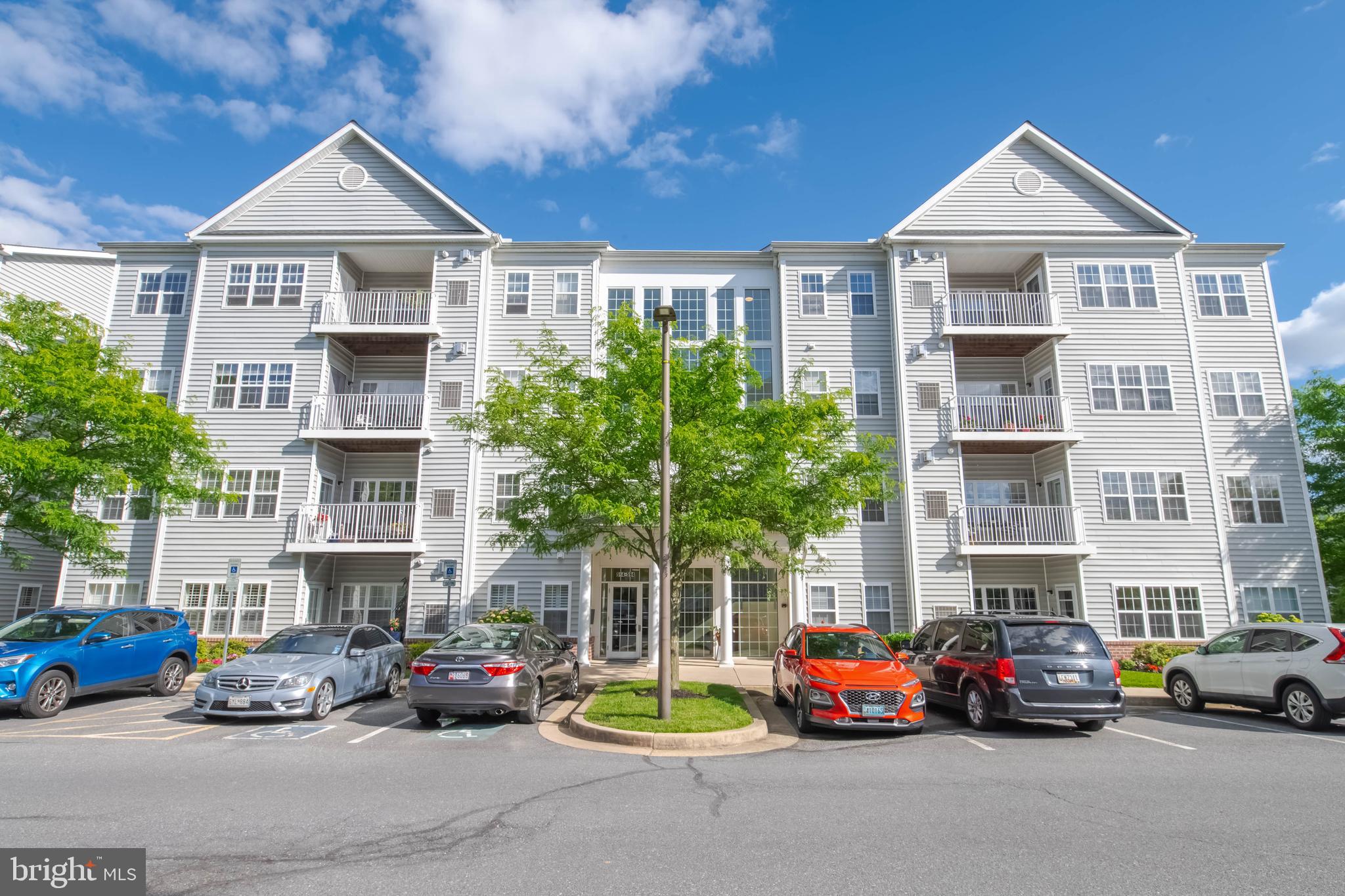HOPEWELL POINTE - Residential