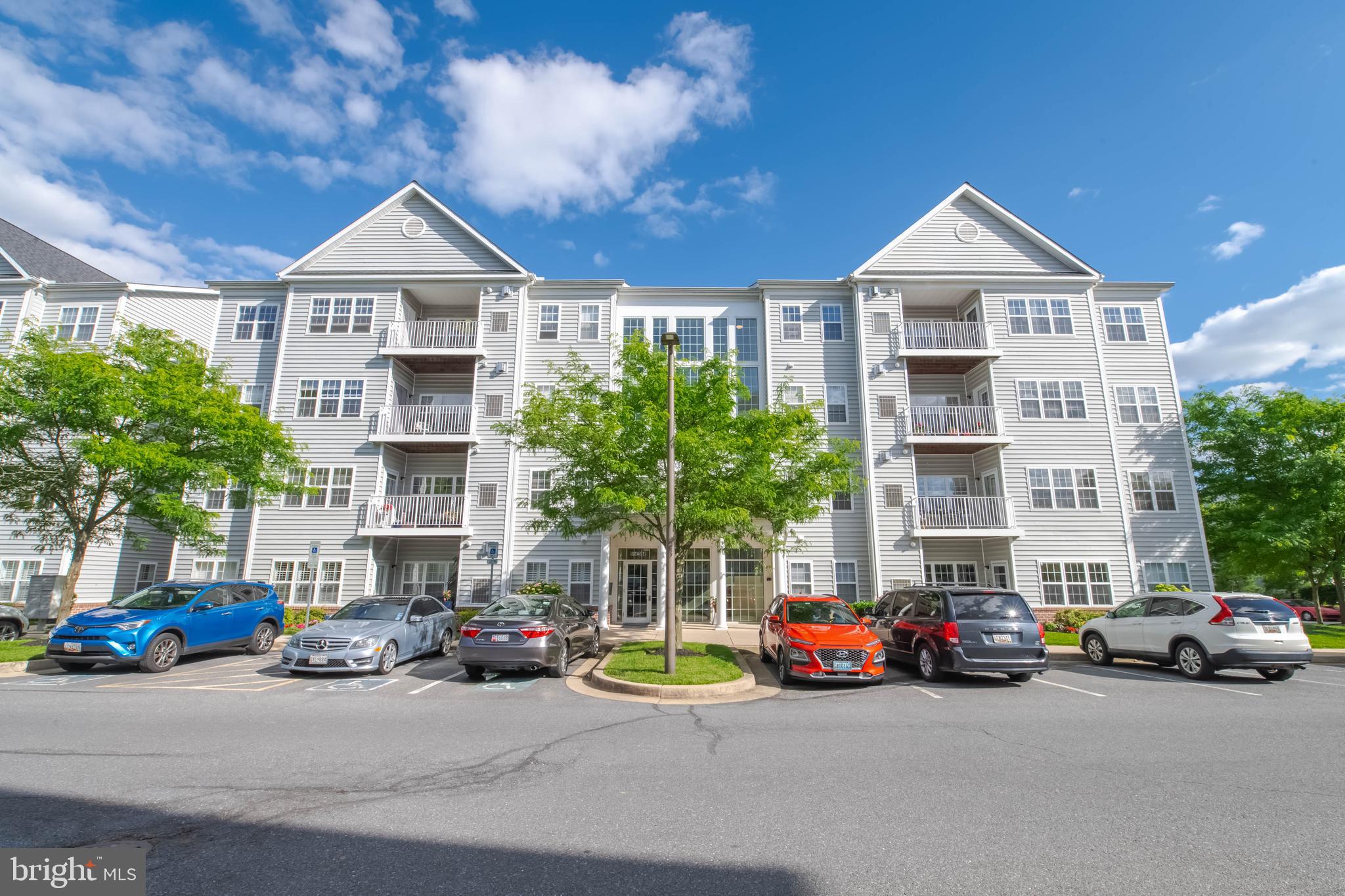 HOPEWELL POINTE - Residential
