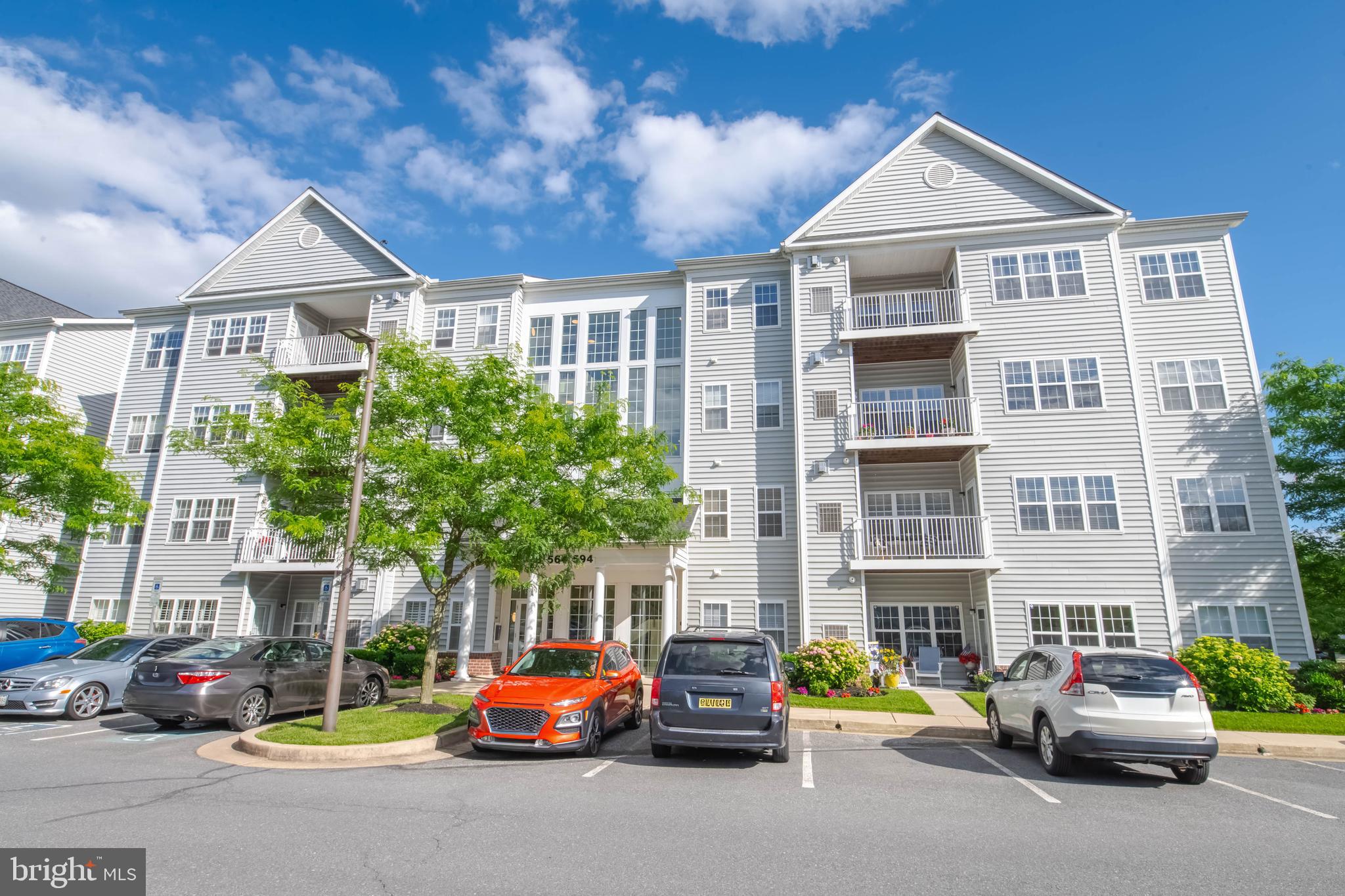 HOPEWELL POINTE - Residential