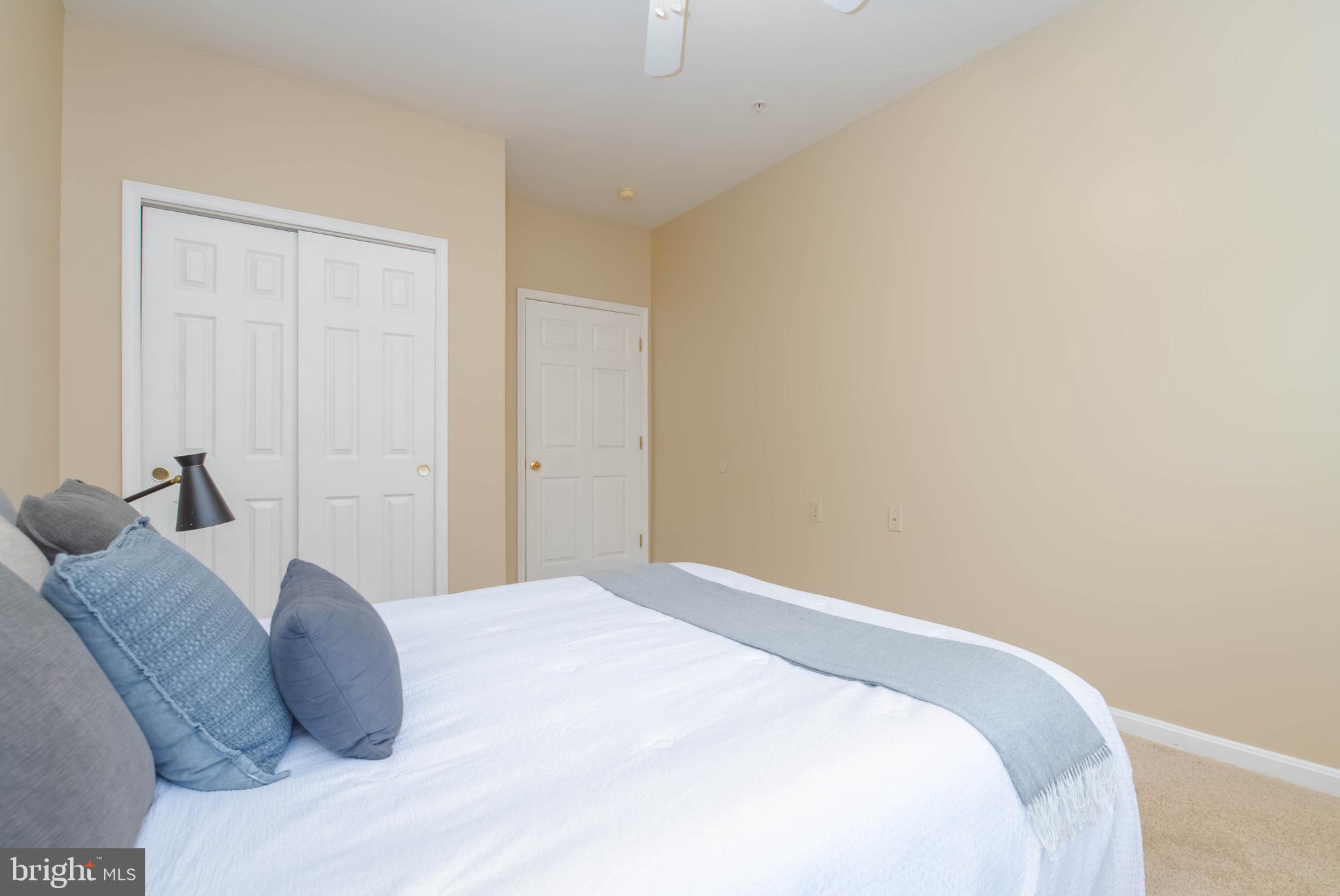 HOPEWELL POINTE - Residential