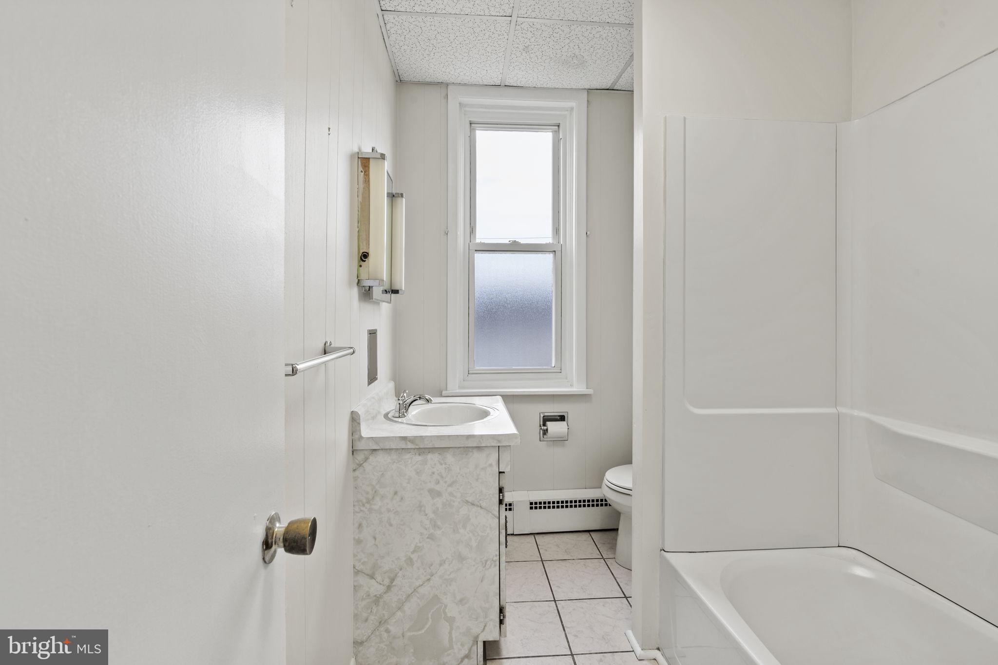 BRIDESBURG - Residential