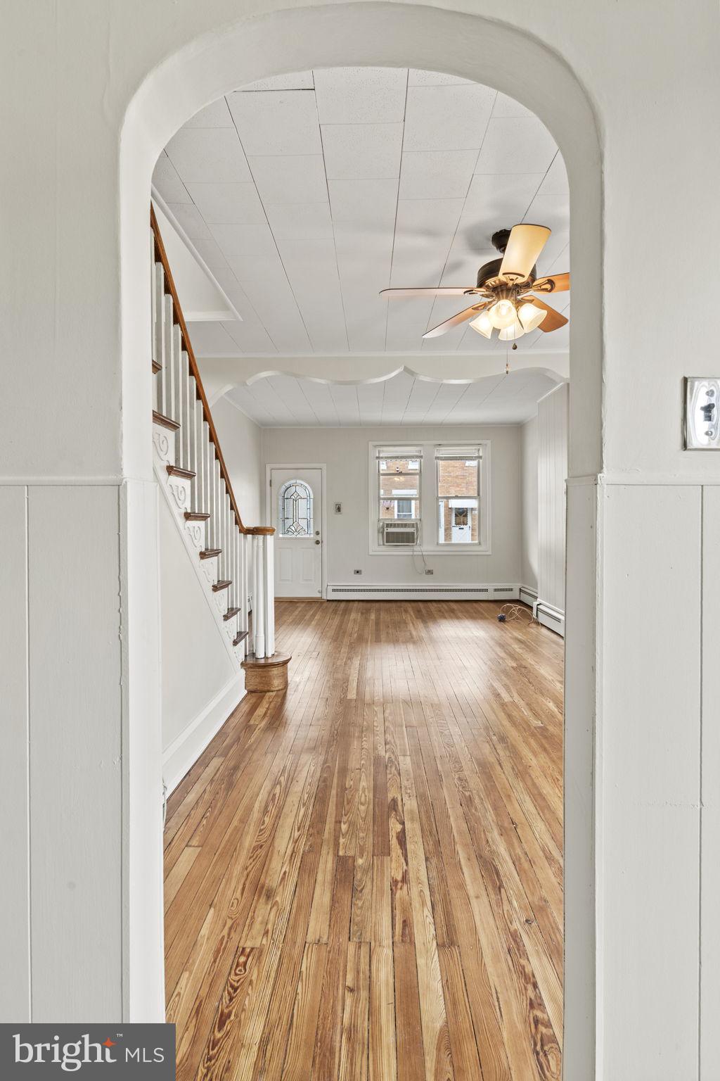 BRIDESBURG - Residential