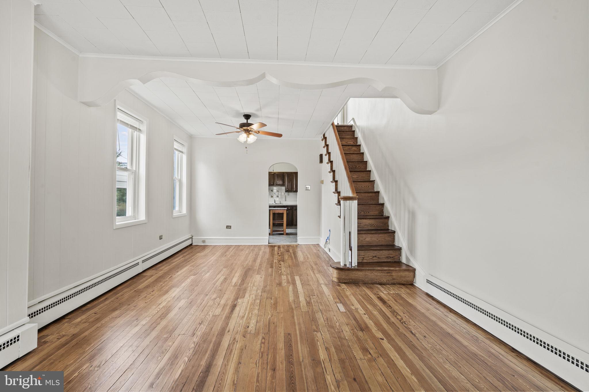 BRIDESBURG - Residential