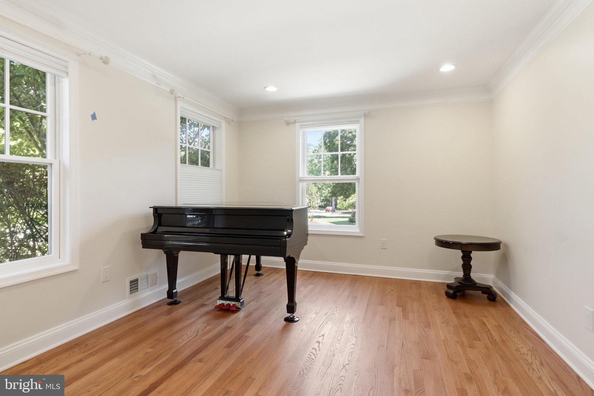 SUMNER - Residential