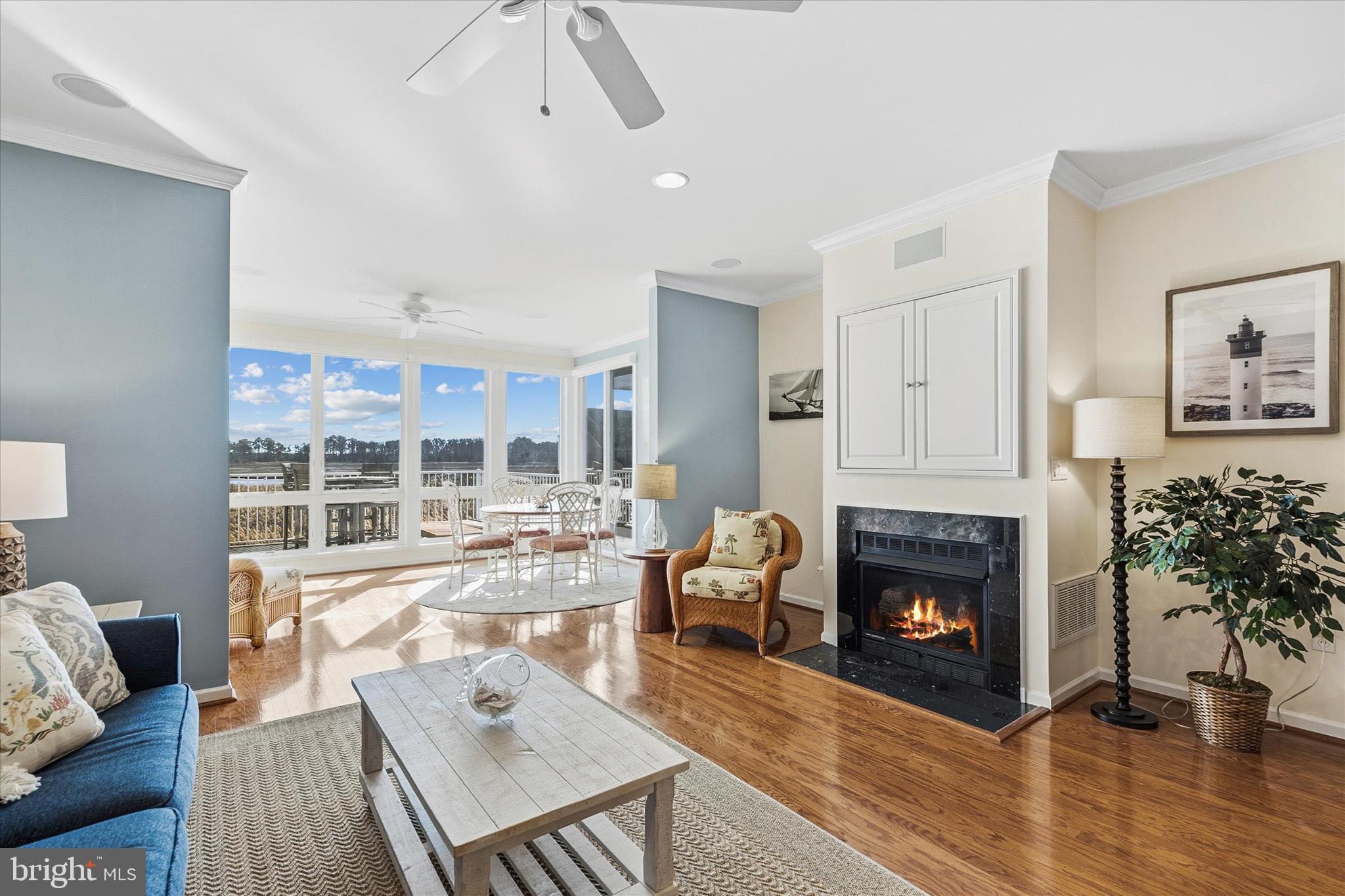BAYVILLE SHORES - Residential