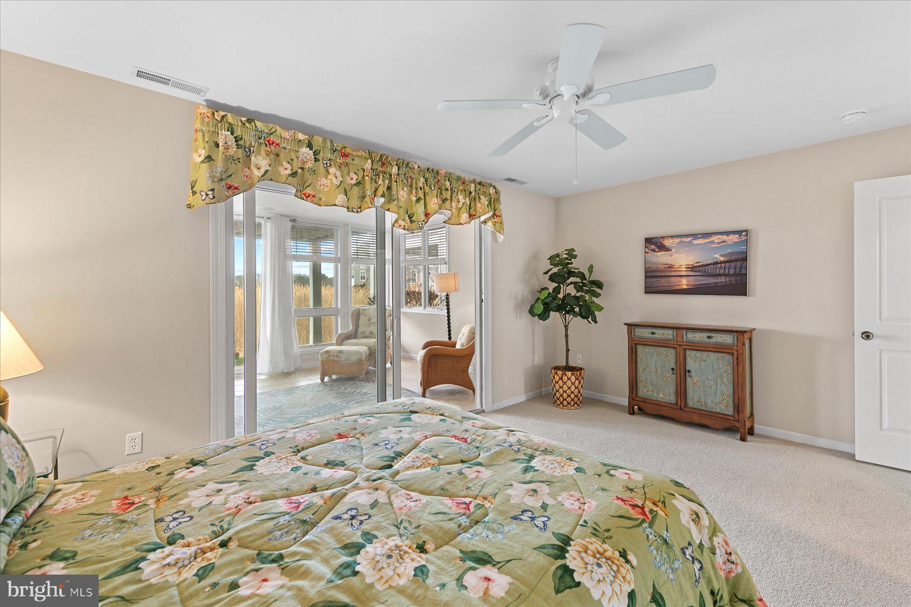BAYVILLE SHORES - Residential