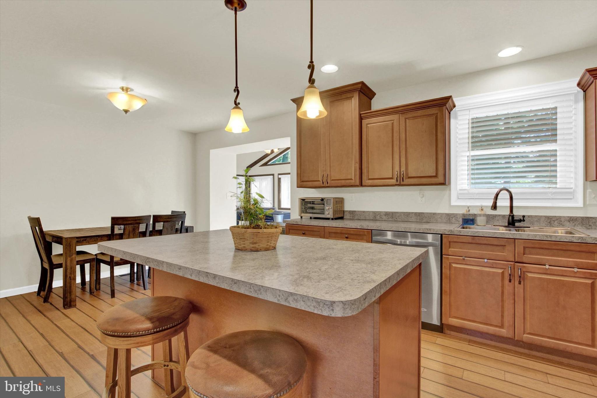 PENN VILLAGE - Residential