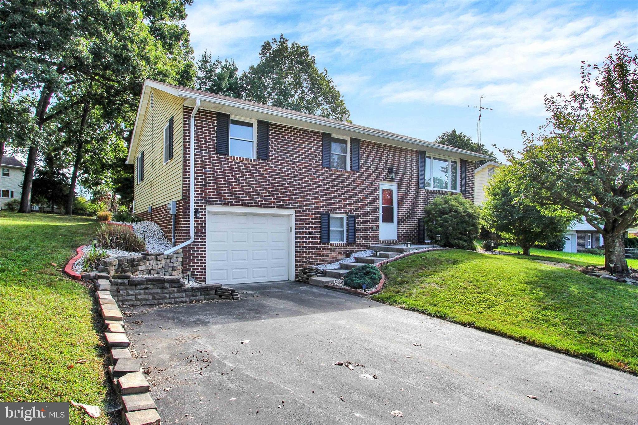 PENN VILLAGE - Residential