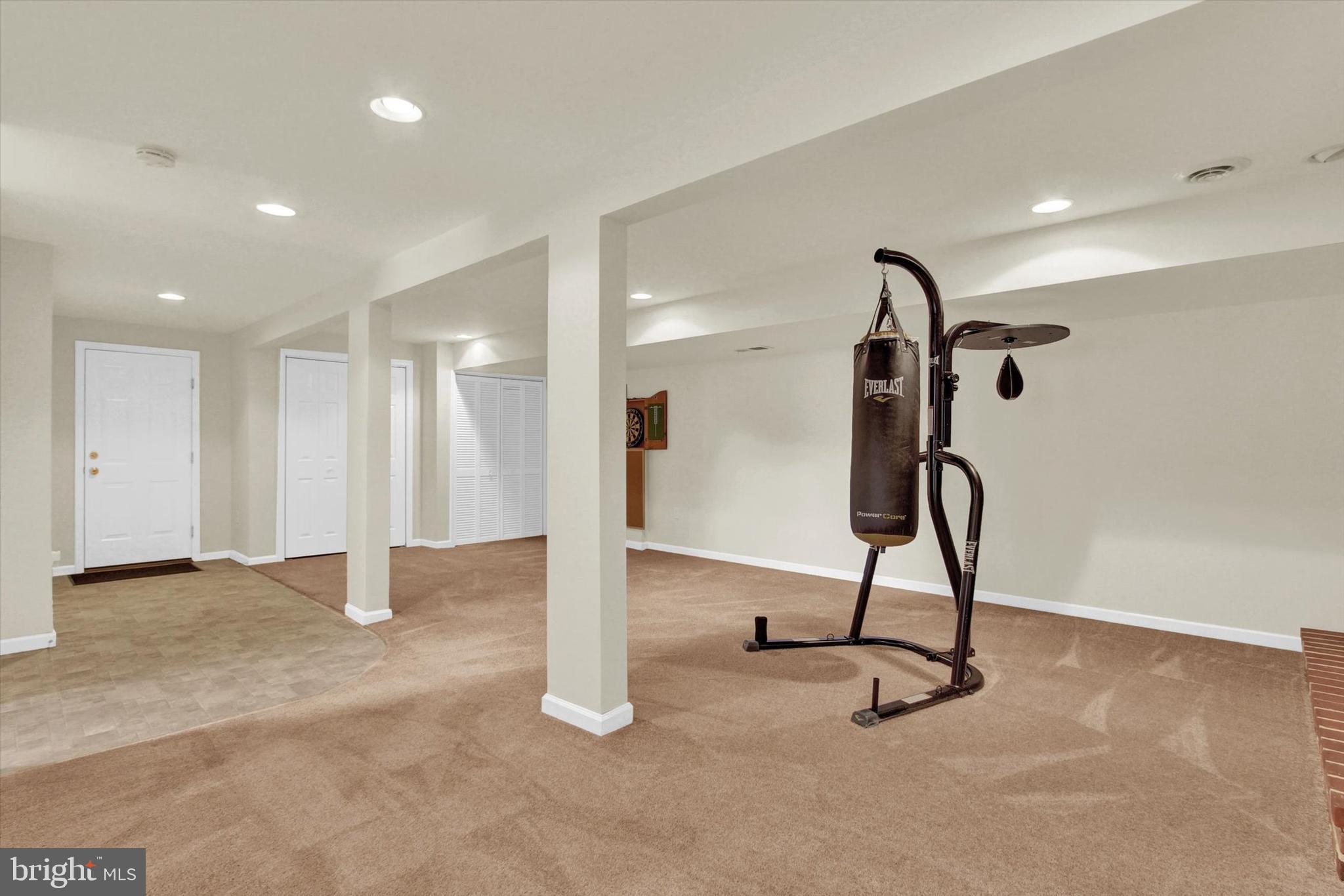 PENN VILLAGE - Residential