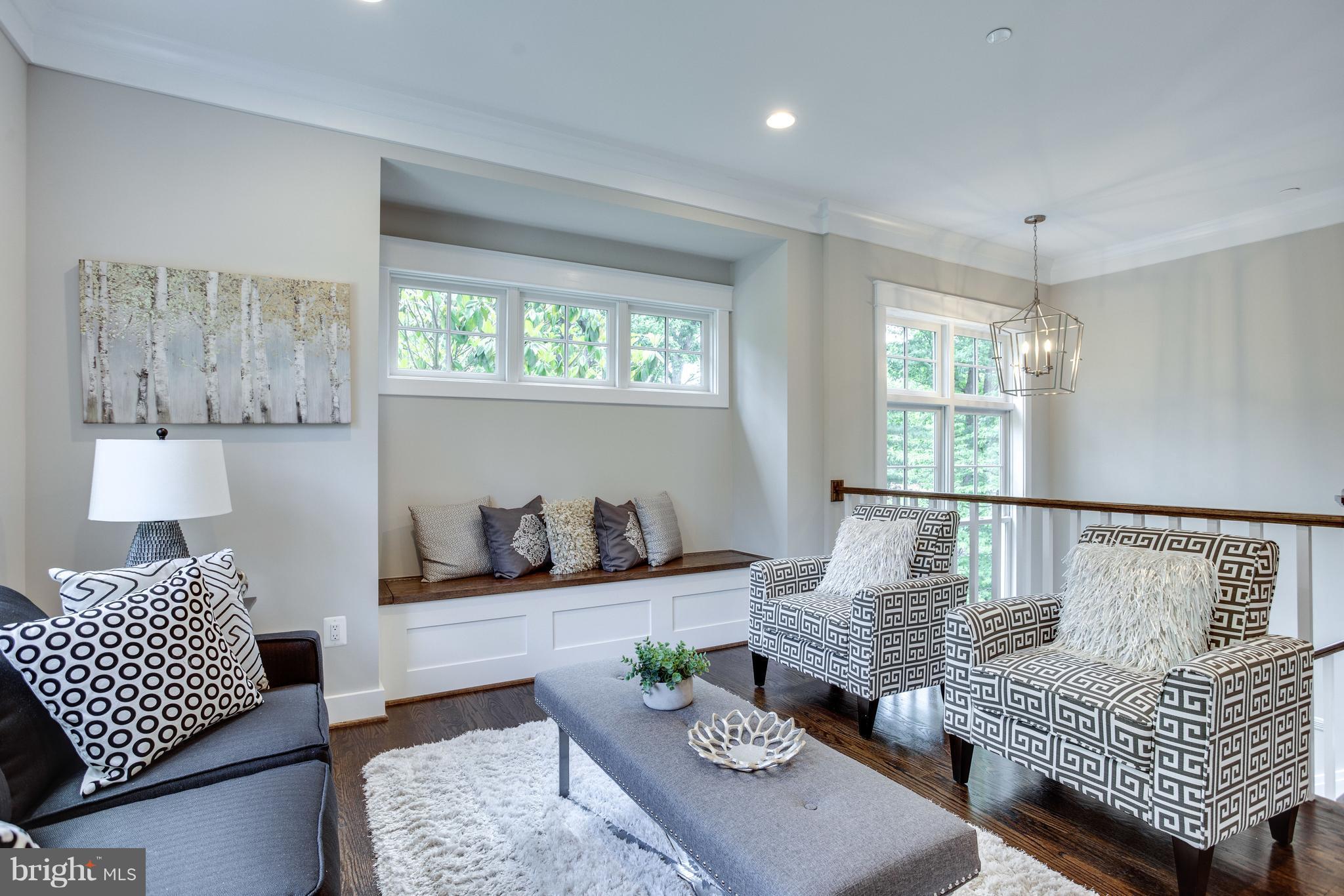 WOODHAVEN - Residential