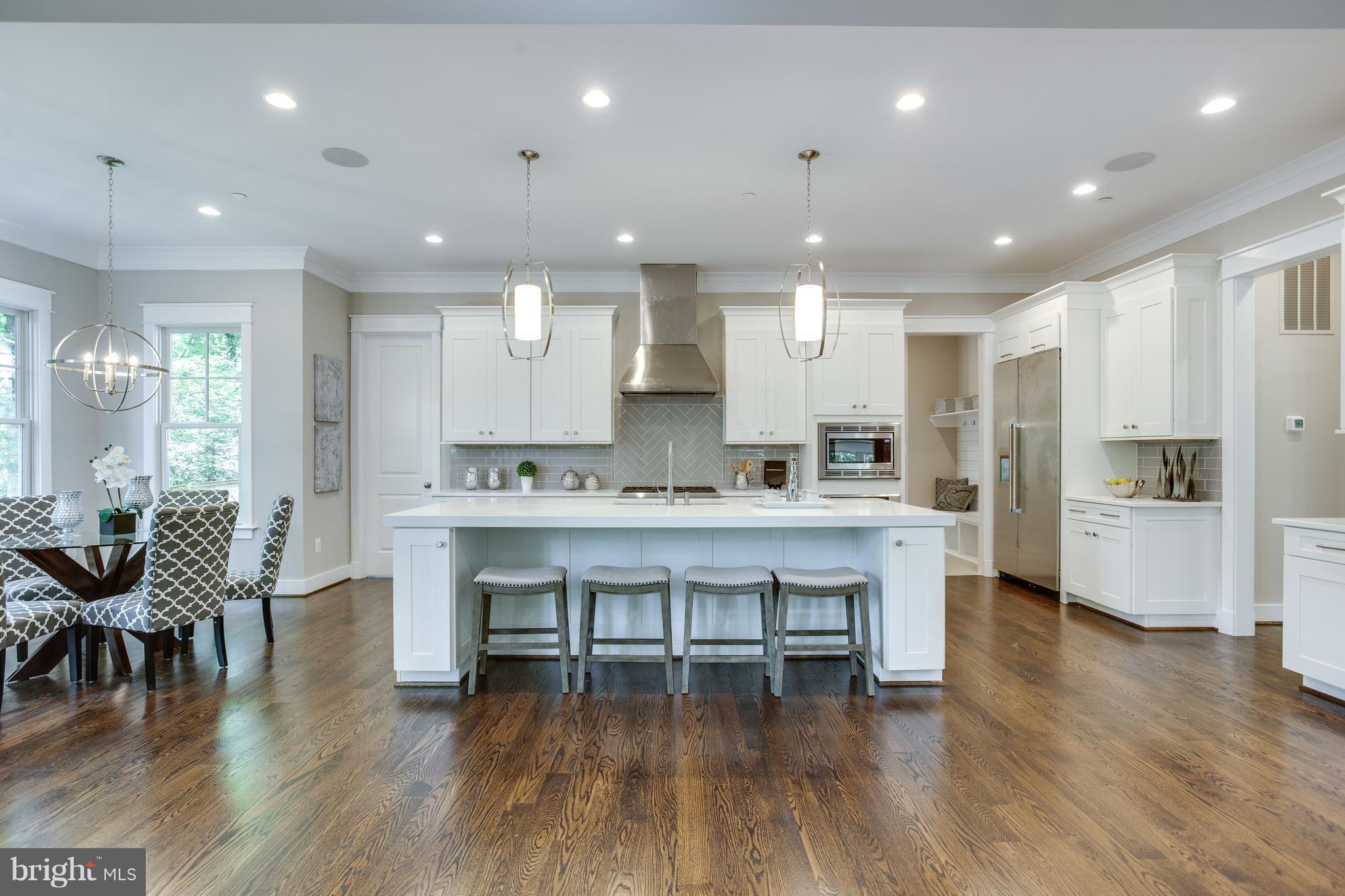 WOODHAVEN - Residential