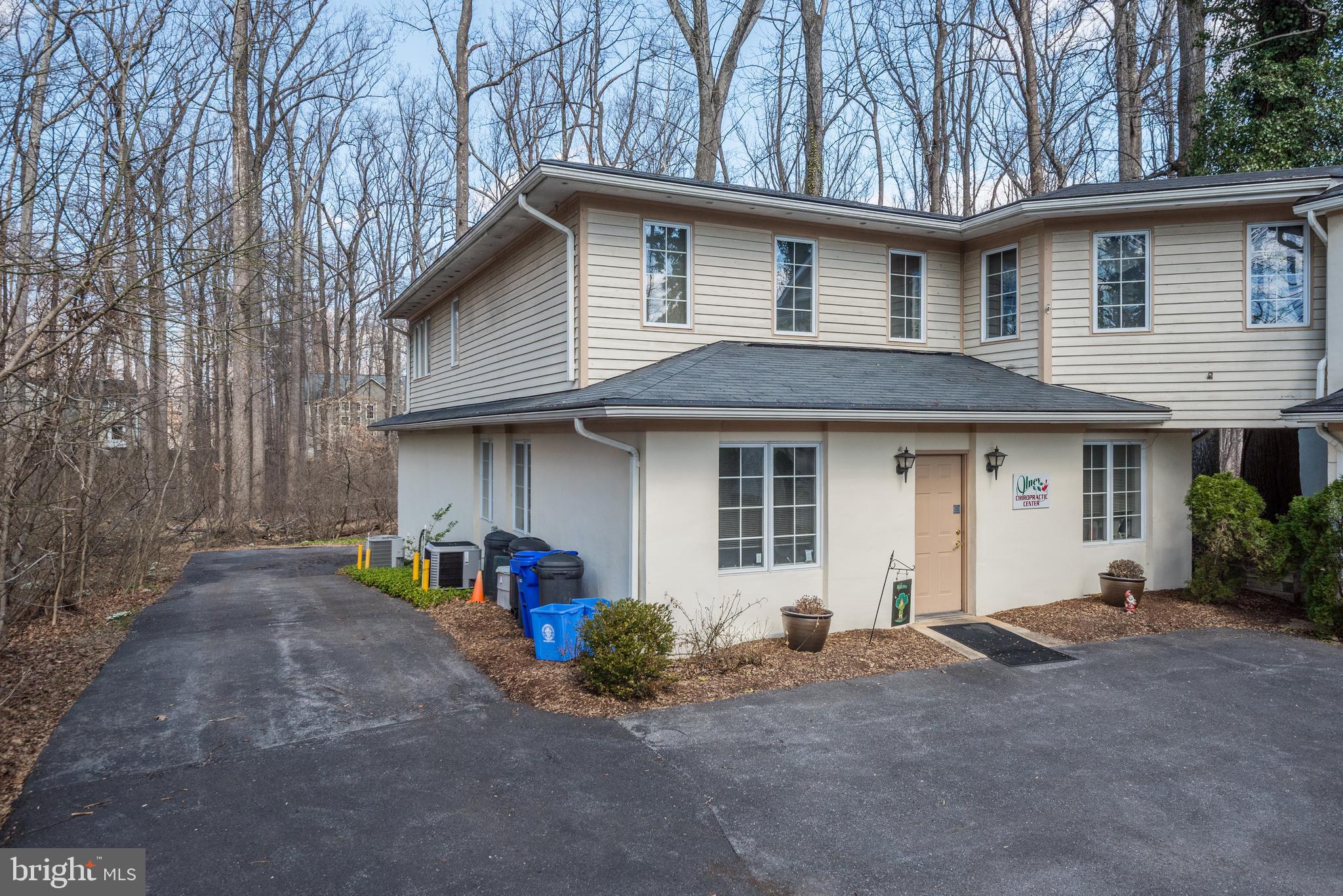 OLNEY - Commercial Sale