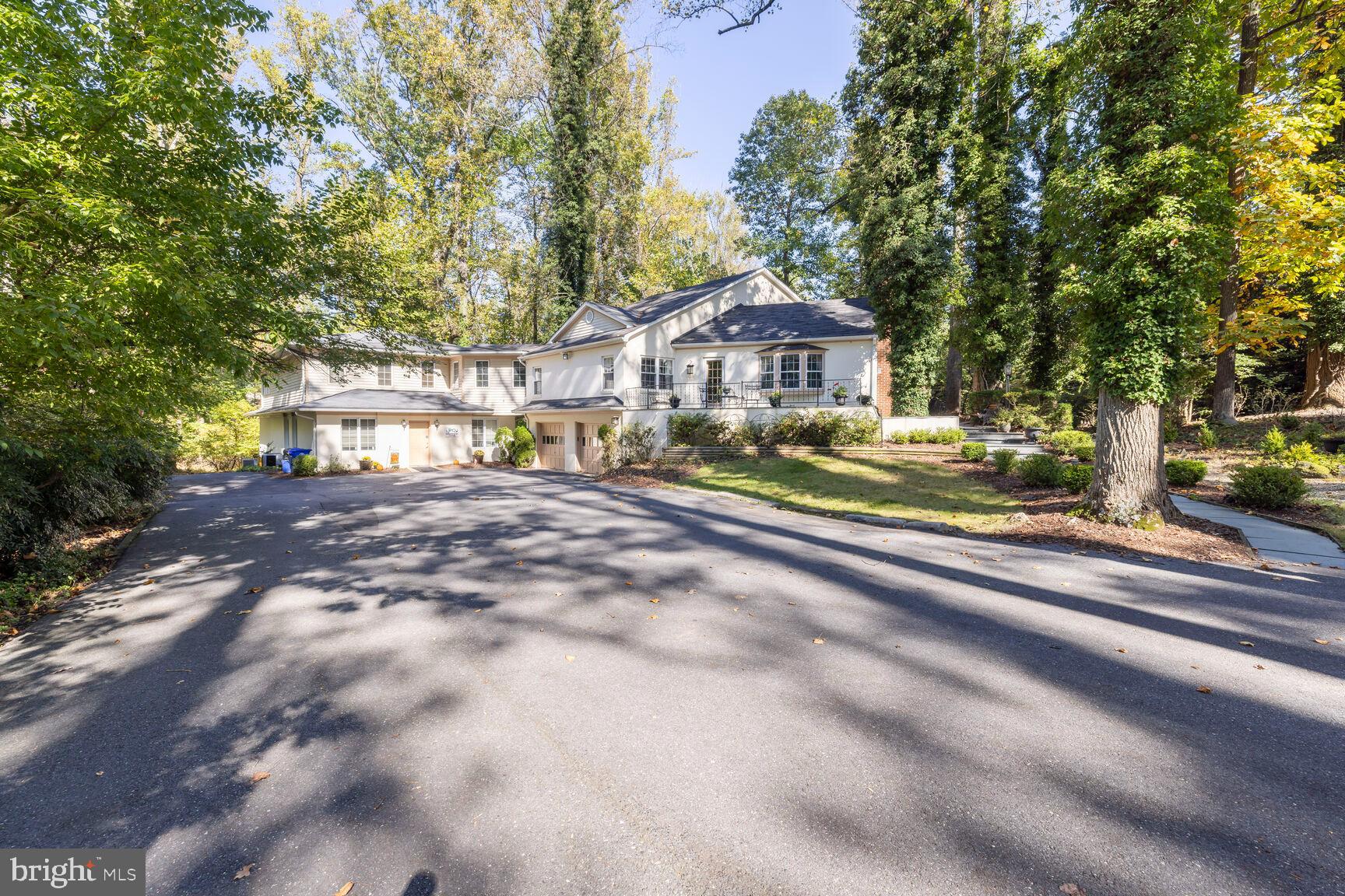 OLNEY - Commercial Sale