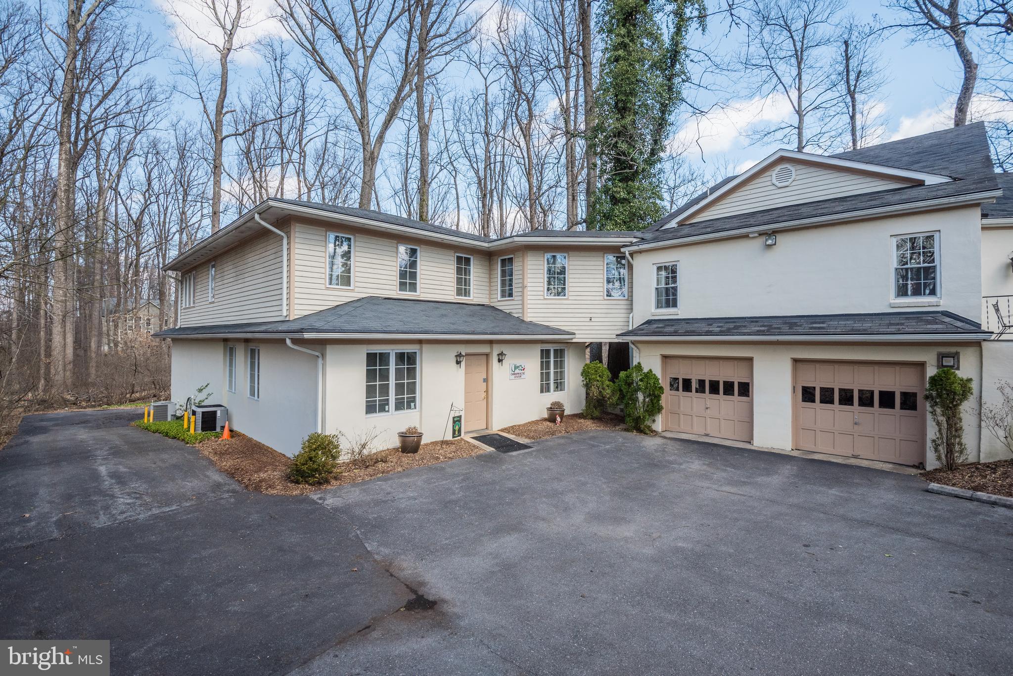 OLNEY - Commercial Sale