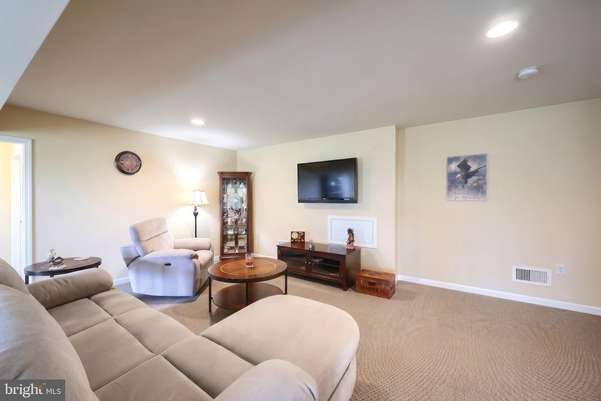 HAMPDEN HEIGHTS - Residential