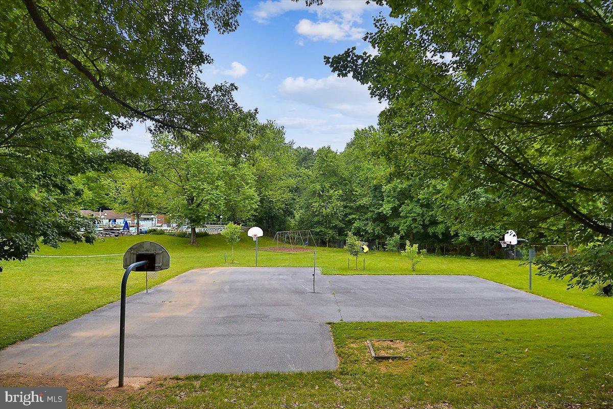 ASPEN HILL PARK - Residential