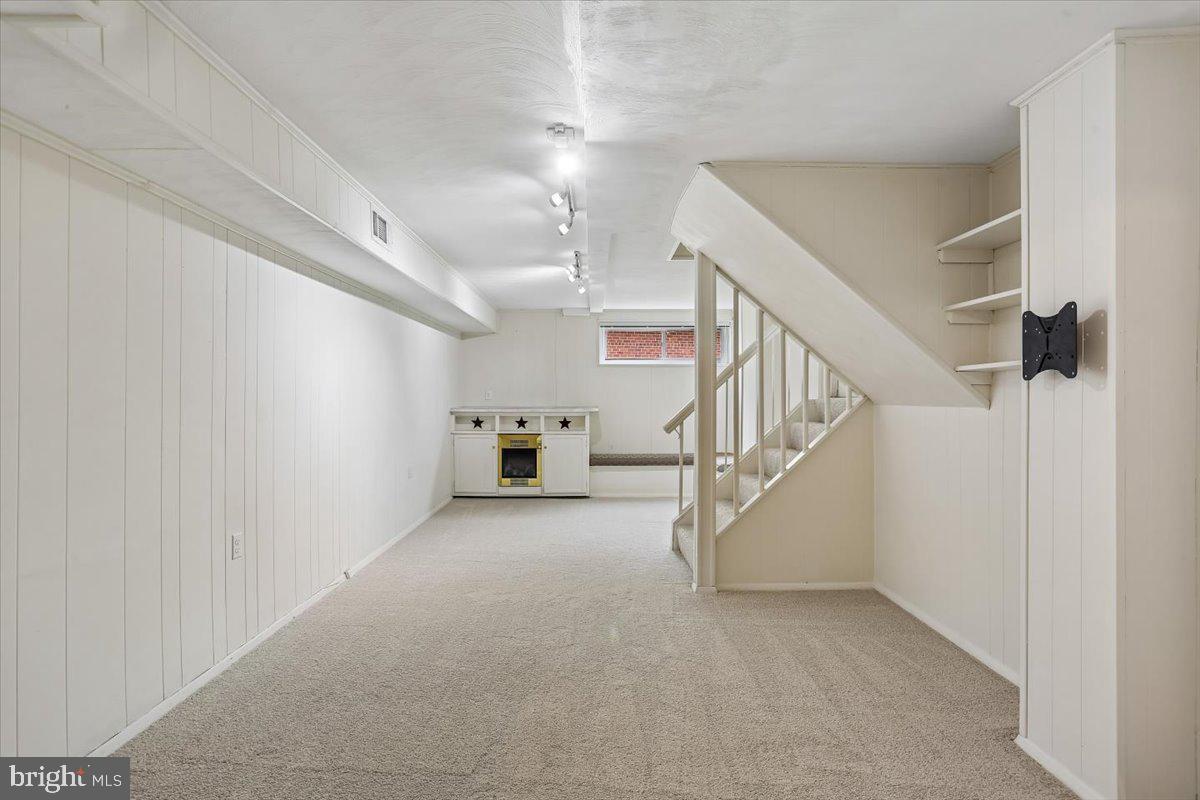 ASPEN HILL PARK - Residential