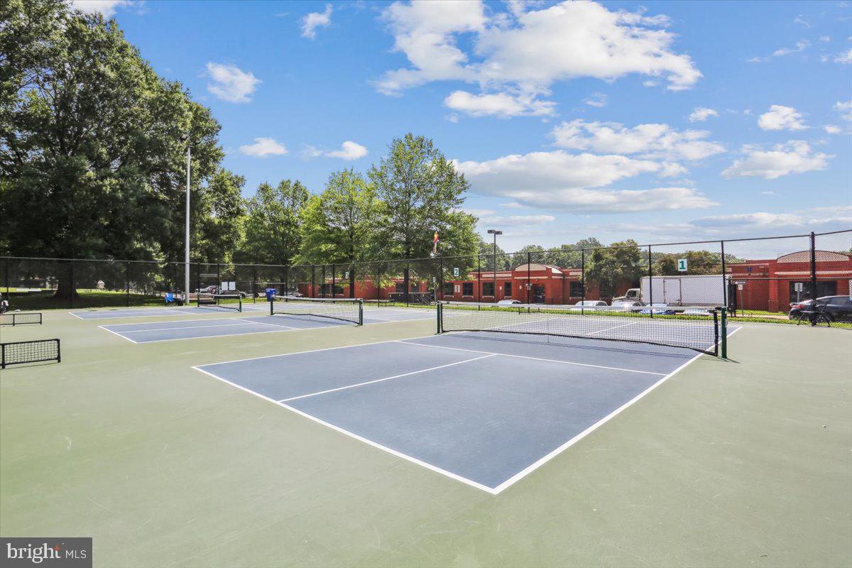 ASPEN HILL PARK - Residential