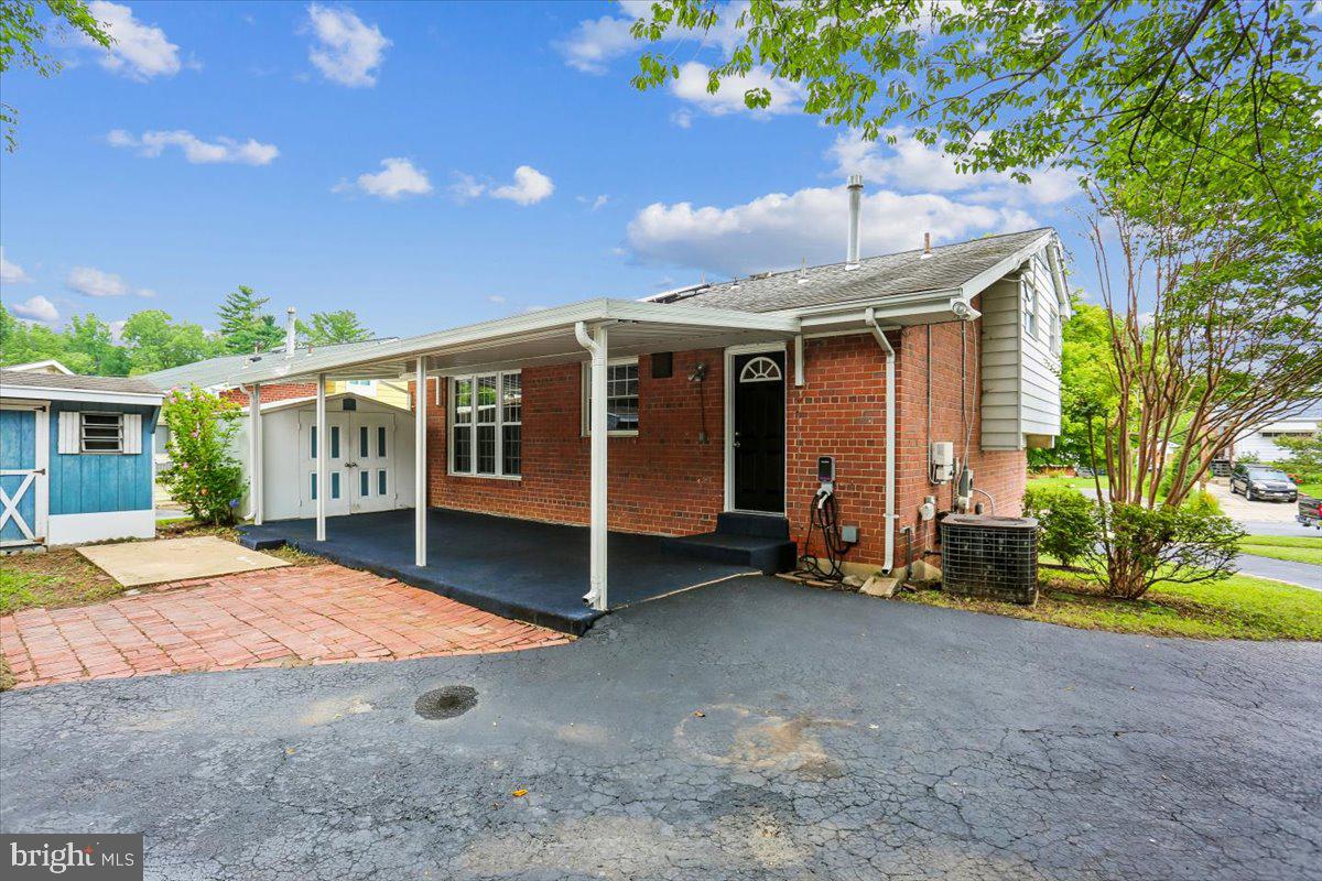 ASPEN HILL PARK - Residential
