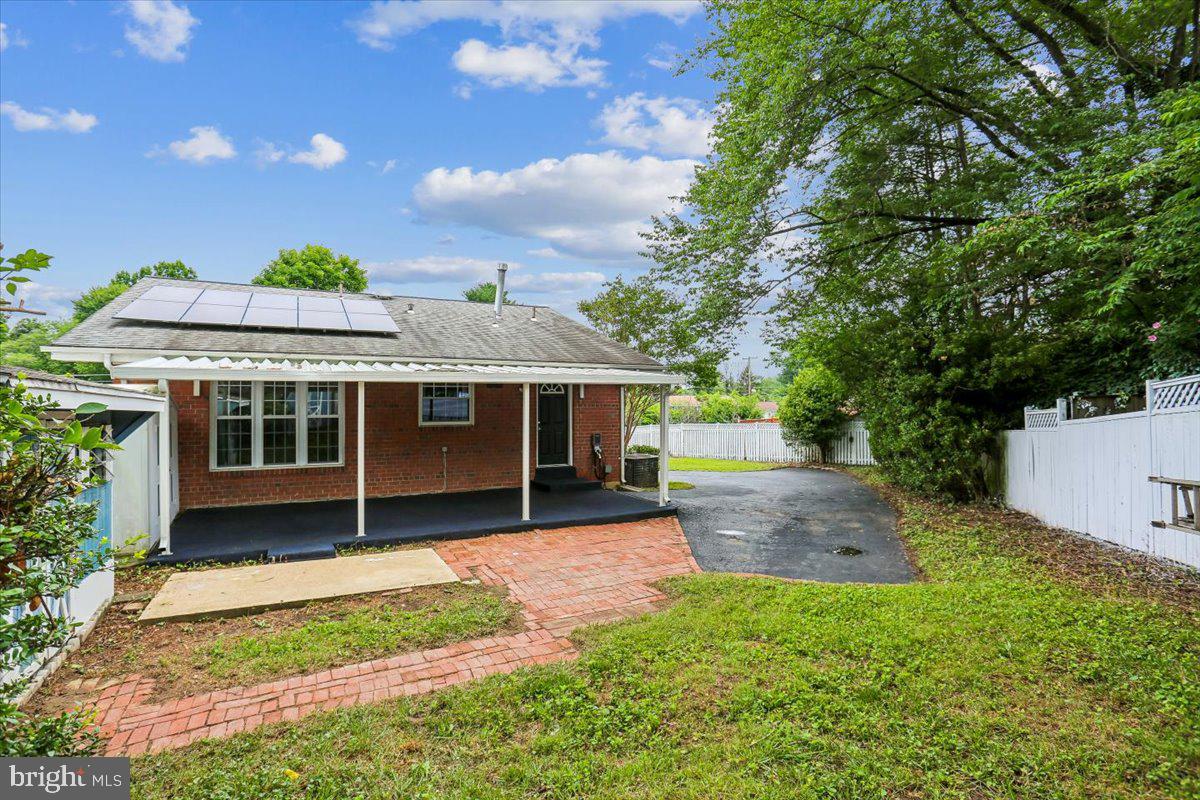 ASPEN HILL PARK - Residential