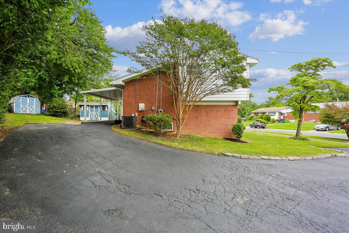 ASPEN HILL PARK - Residential