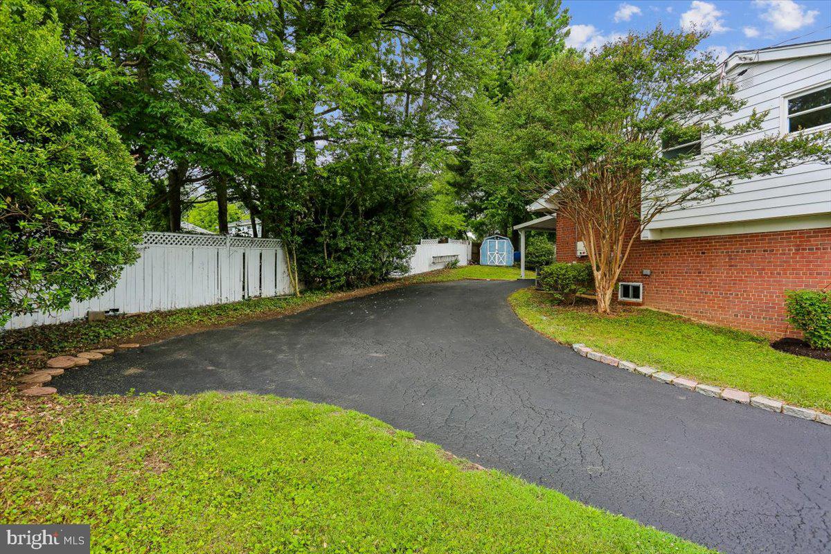 ASPEN HILL PARK - Residential