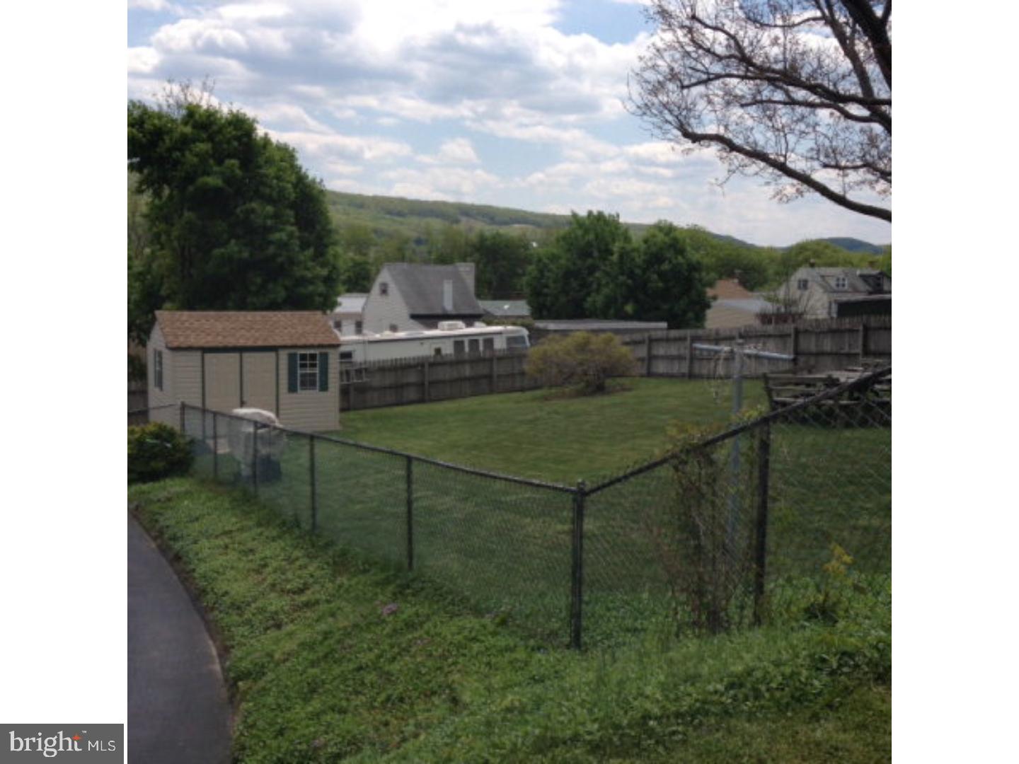 POTTSVILLE - Residential