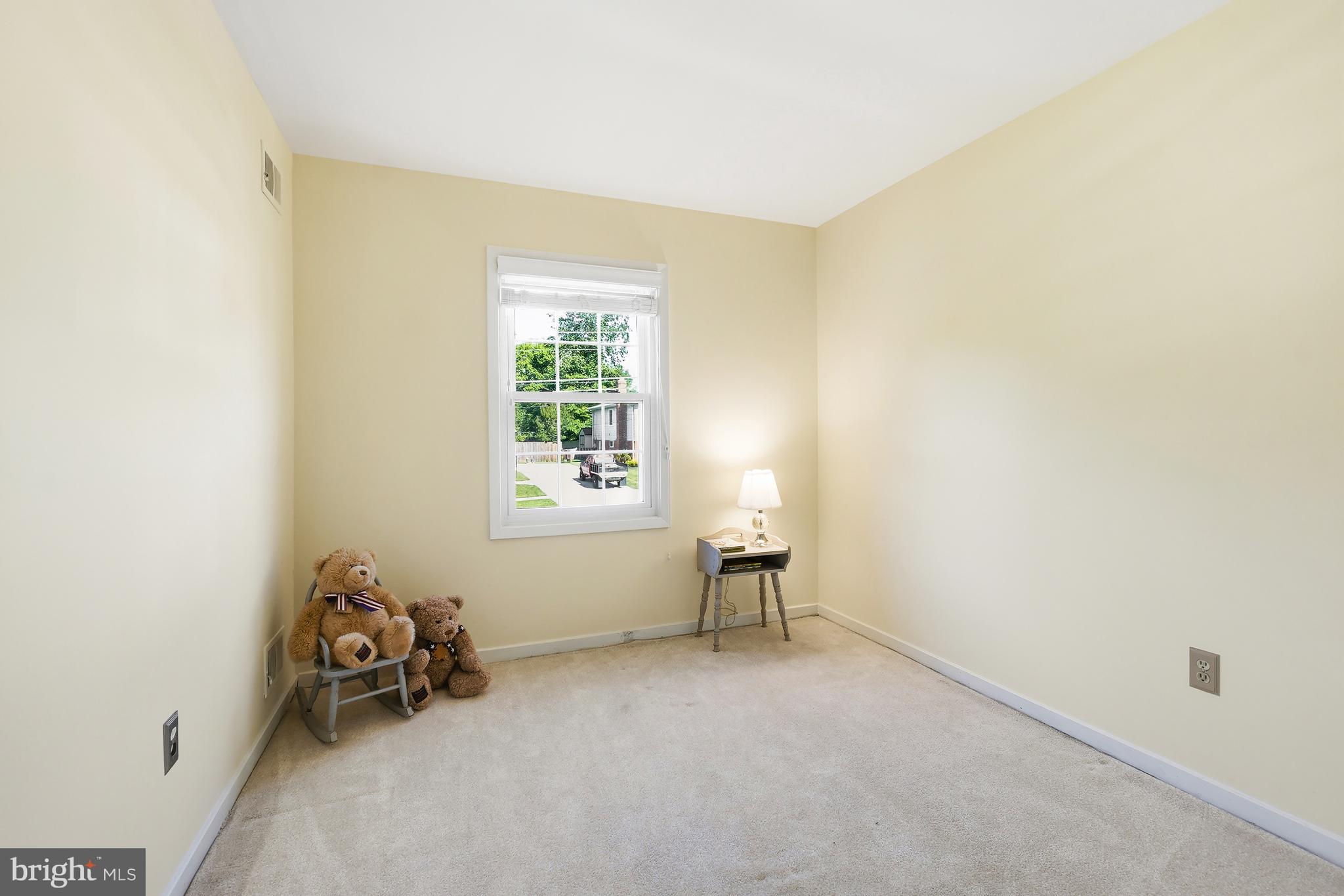 MANOR WOODS - Residential