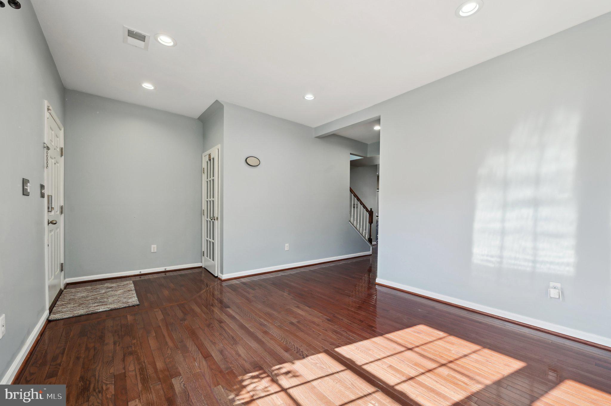 KINGS WOODS - Residential
