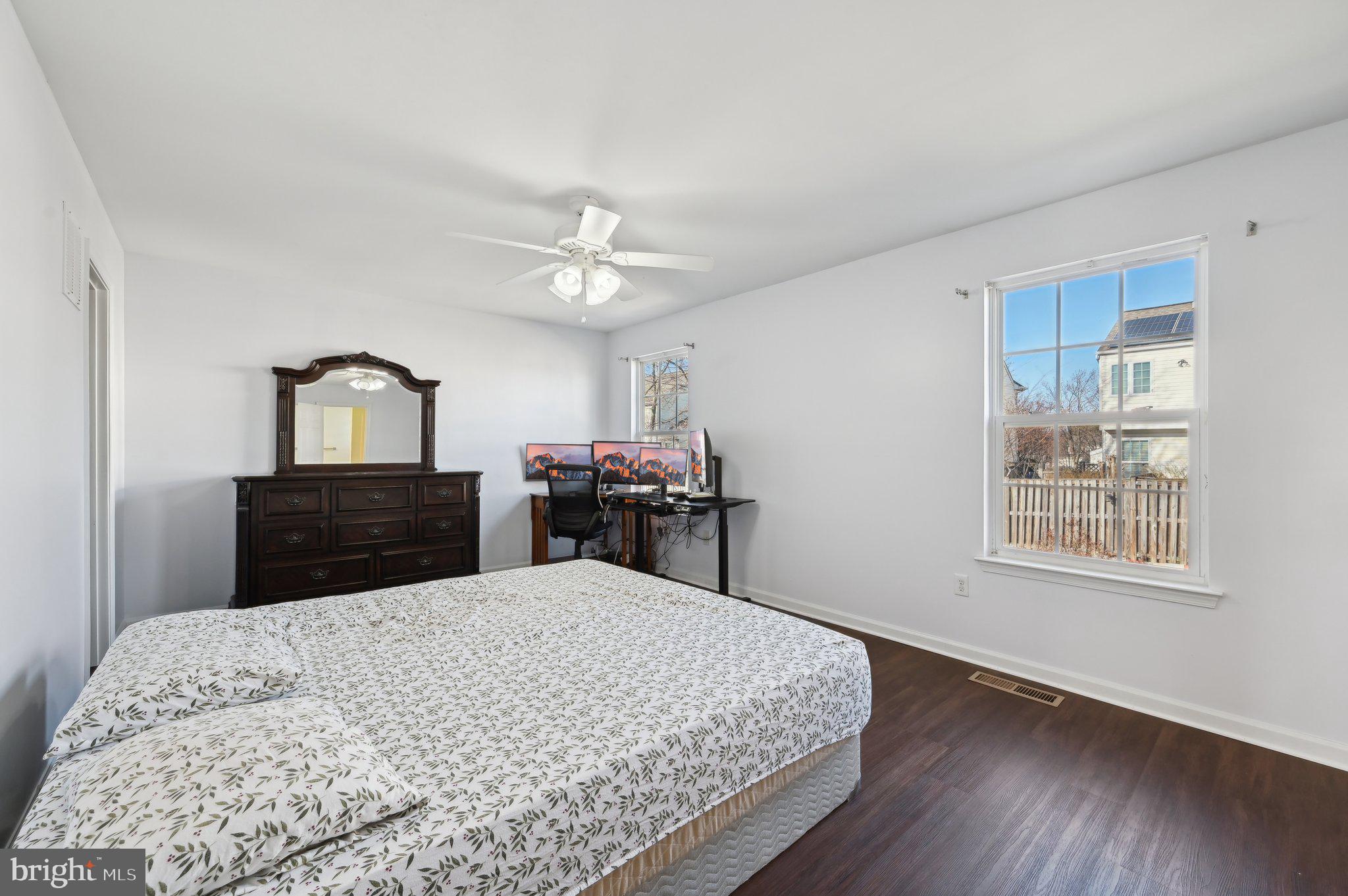 KINGS WOODS - Residential