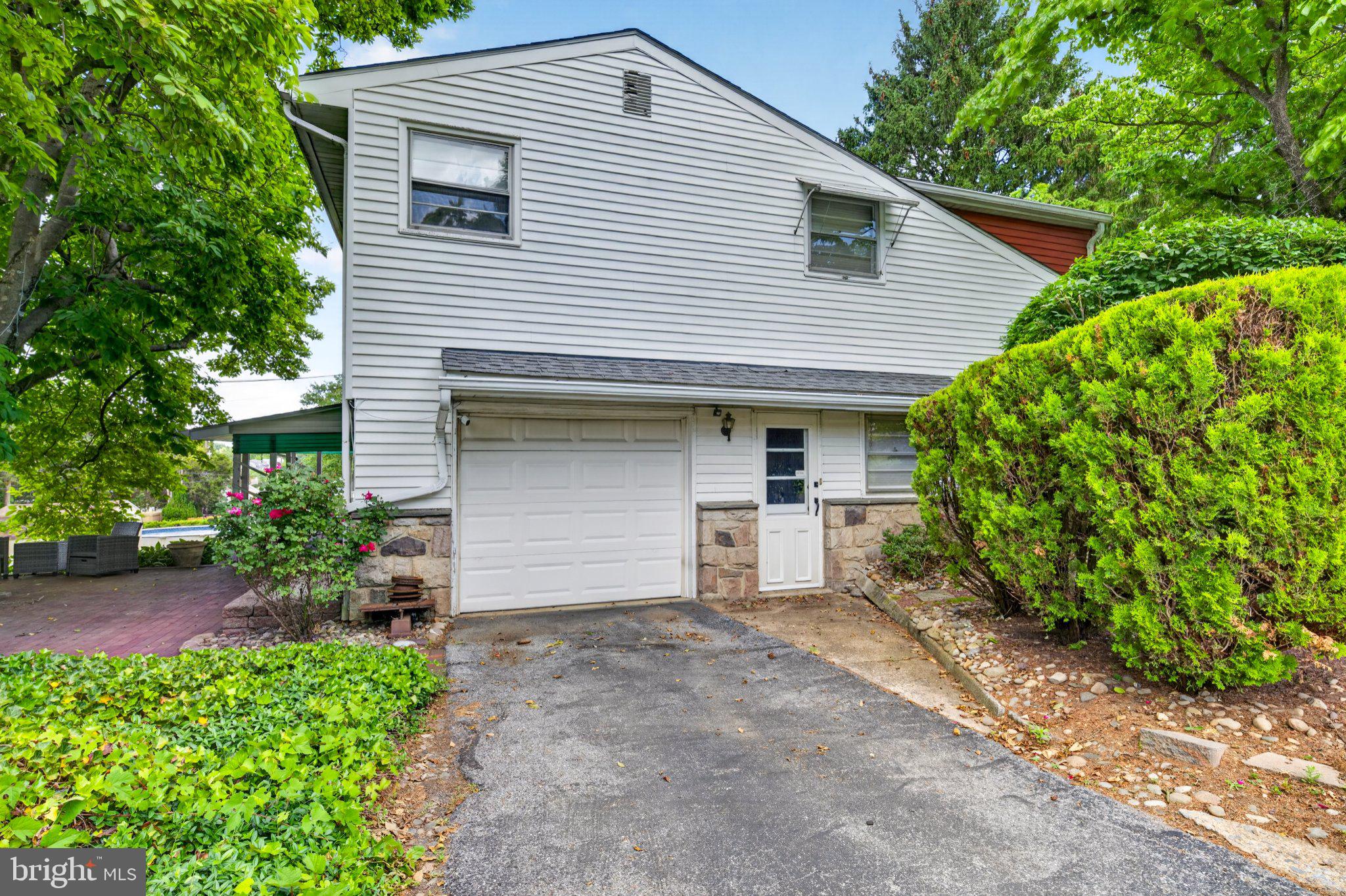 KLINE TERRACE - Residential