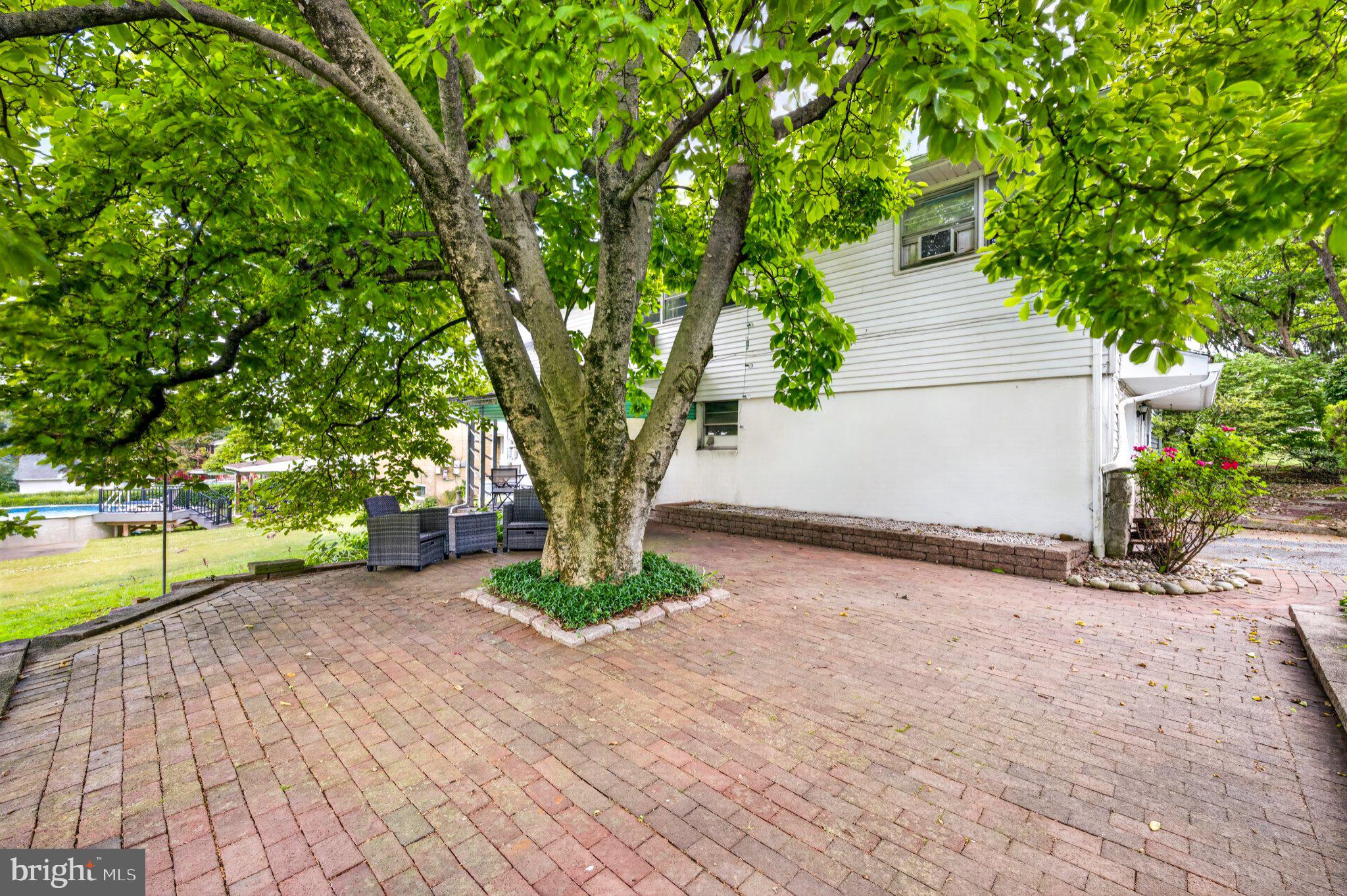 KLINE TERRACE - Residential