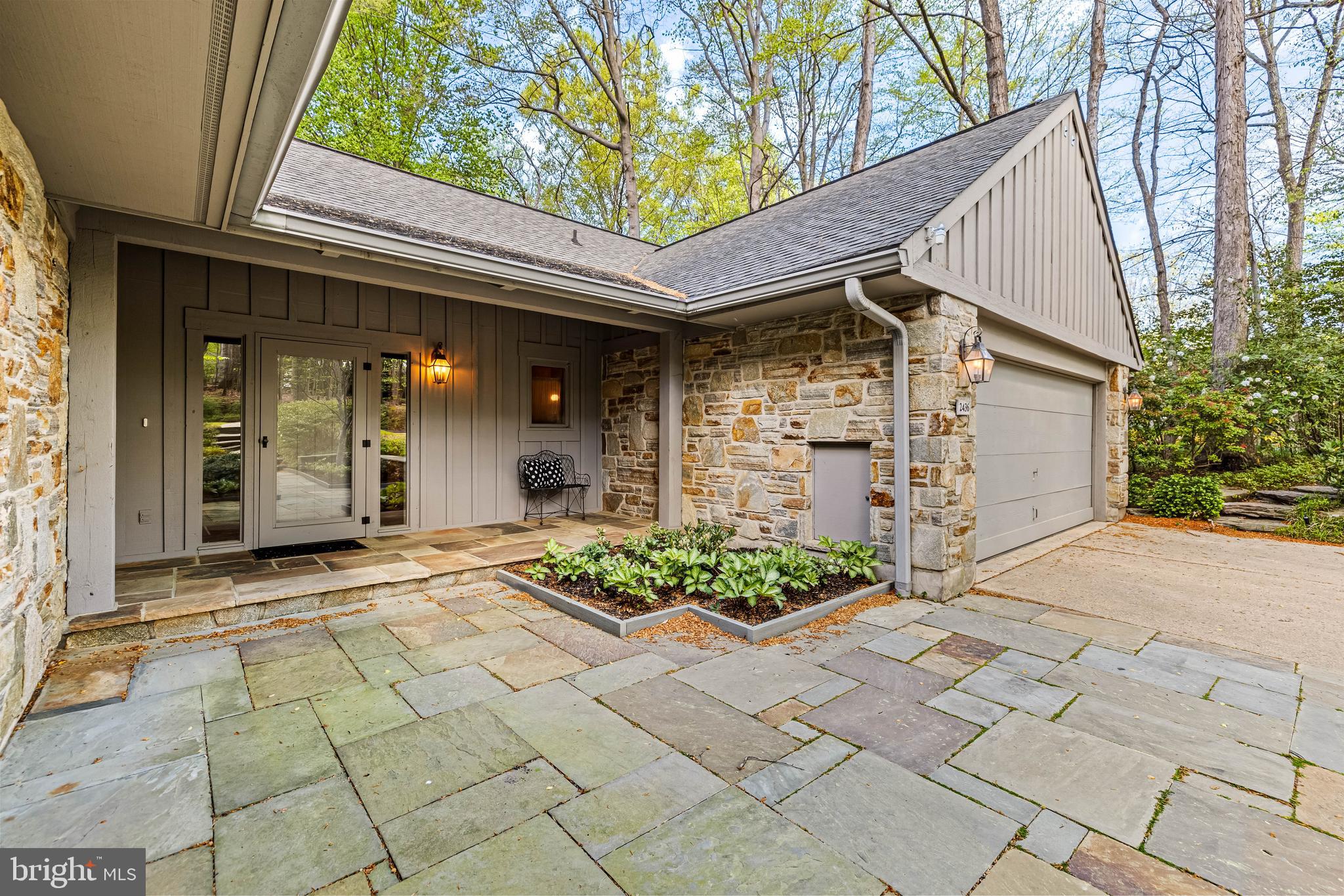 ROCKLAND - Residential
