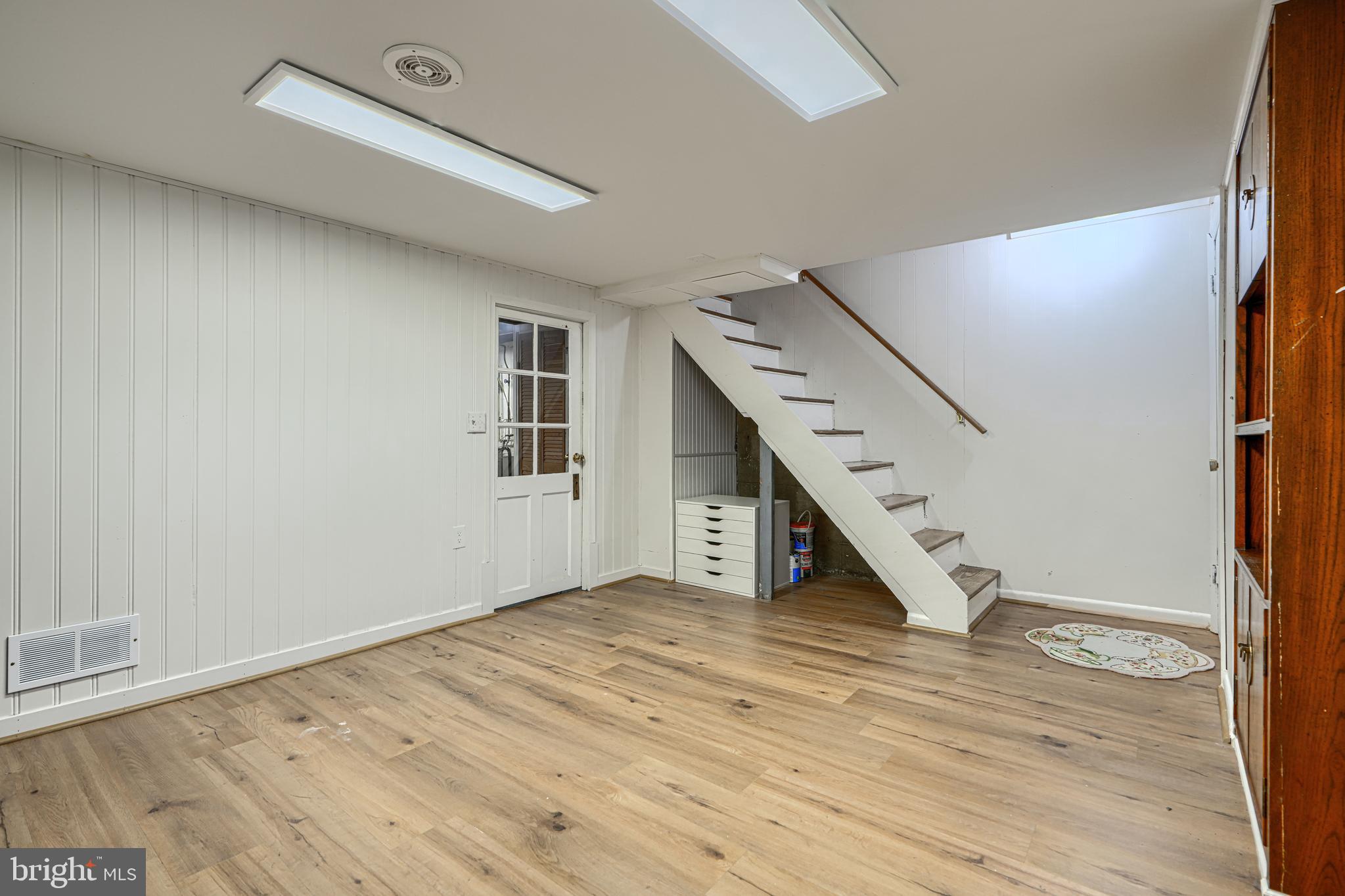 KNETTISHALL - Residential
