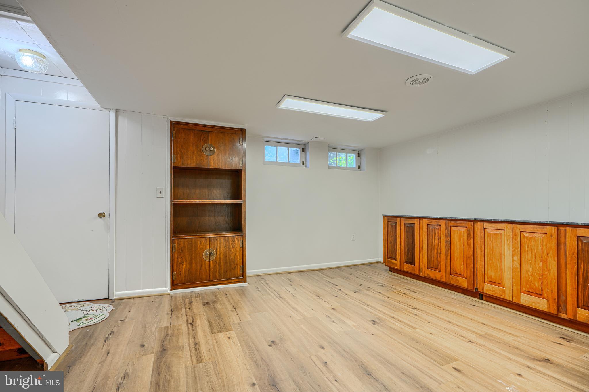 KNETTISHALL - Residential