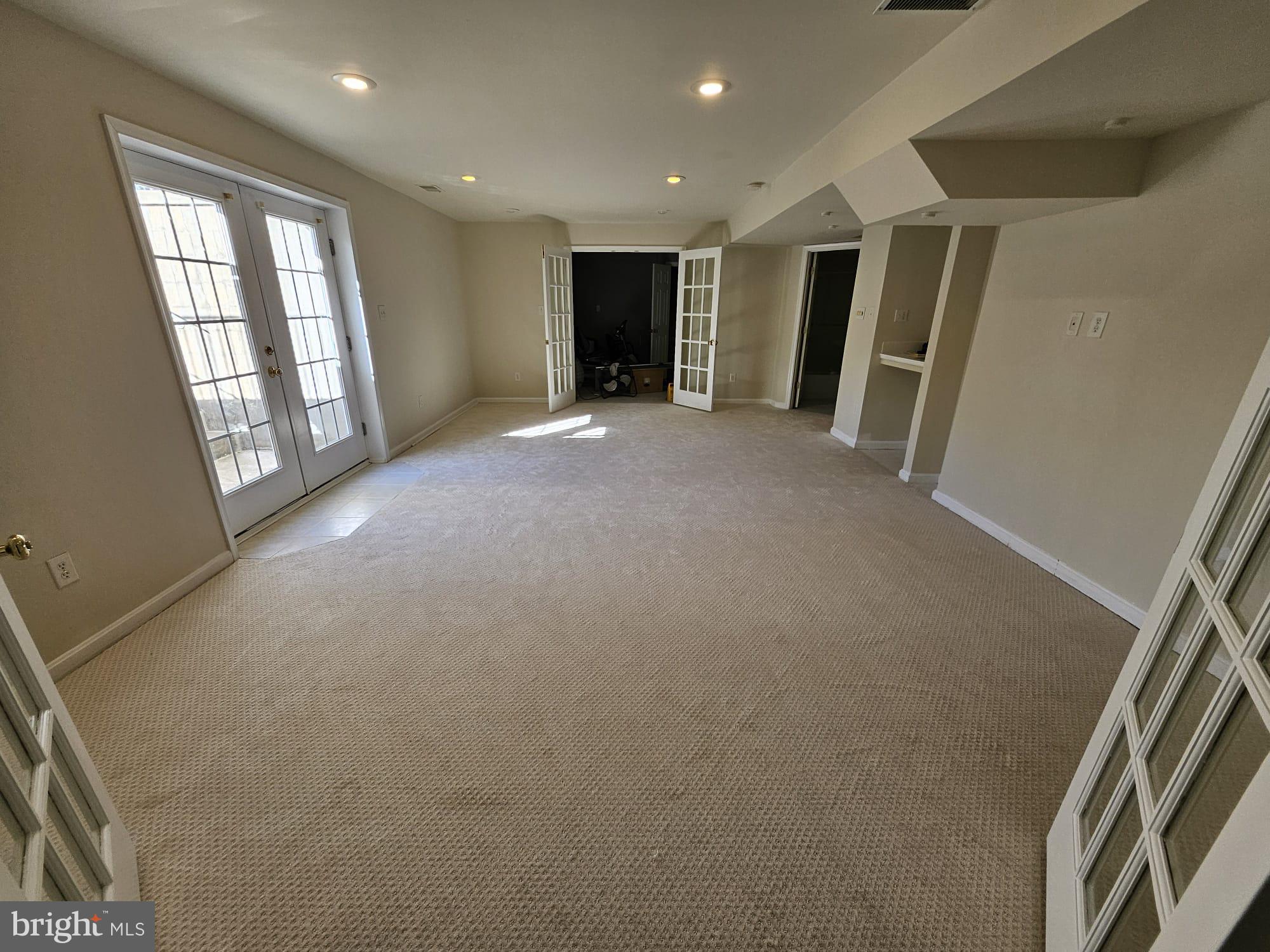 BATTLEFIELD ESTATES - Residential