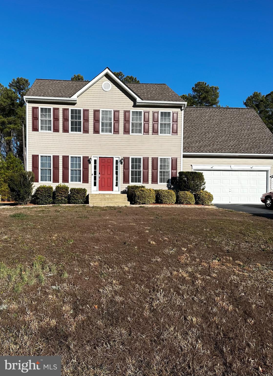 WESTBURY - Residential Lease