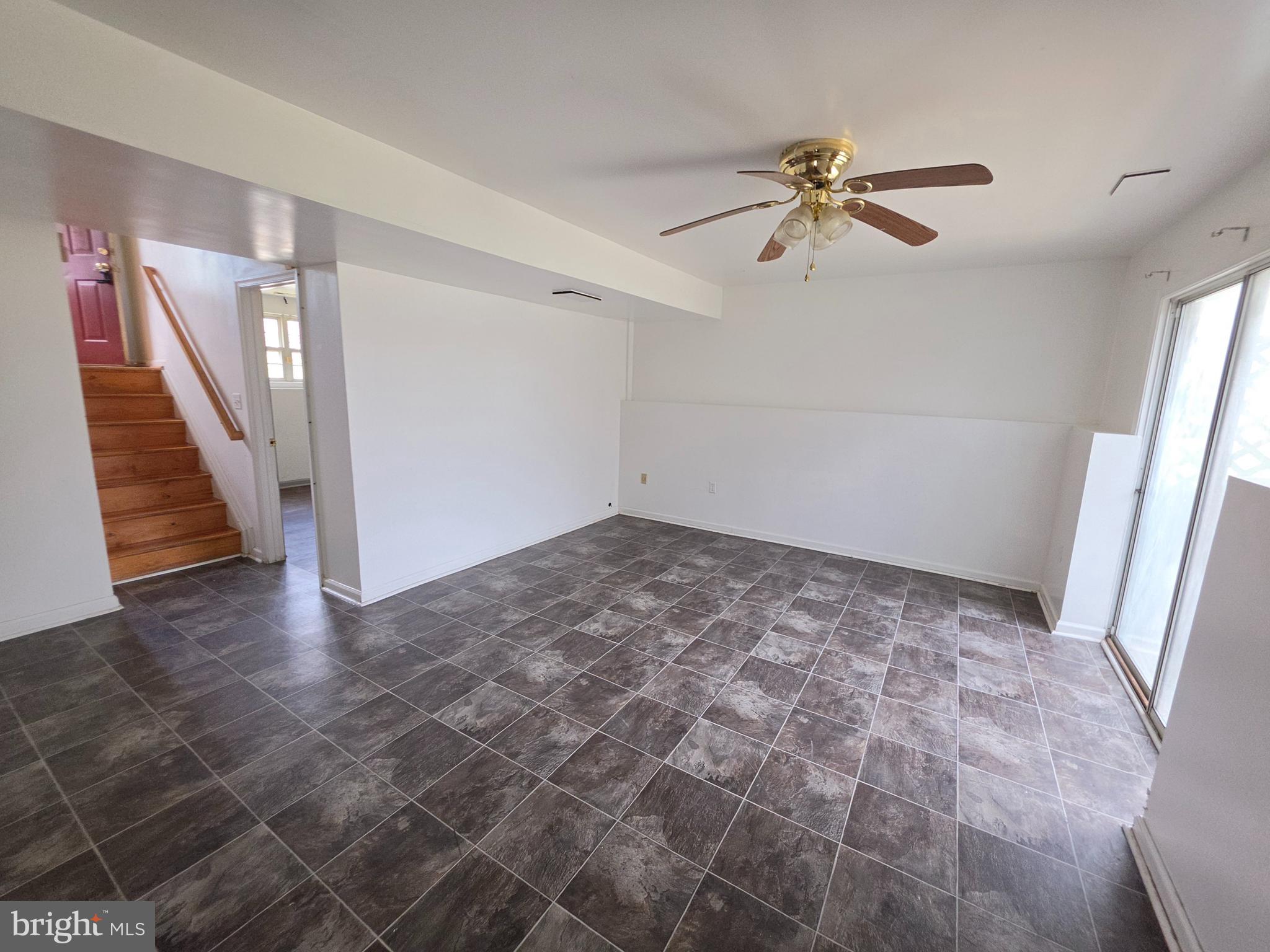 ROLAND TERRACE - Residential